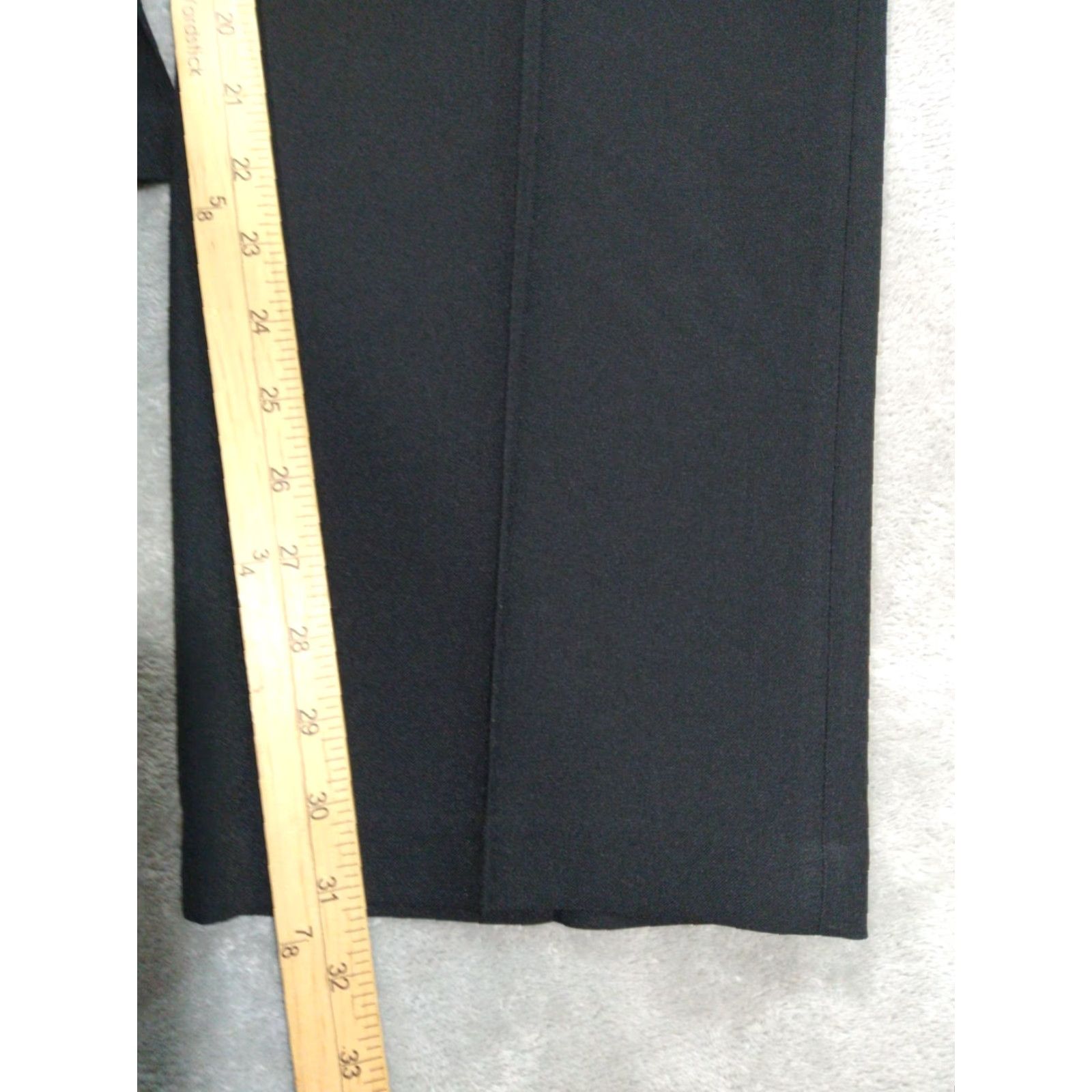 Haggar Haggar Dress Pants Mens 36x31 Black E Clo Classic Fit Straight Leg High Rise Dress Pants Mens Regular Waist 36 Black Straight Leg Classic Size US 36 / EU 52 - 5 Thumbnail