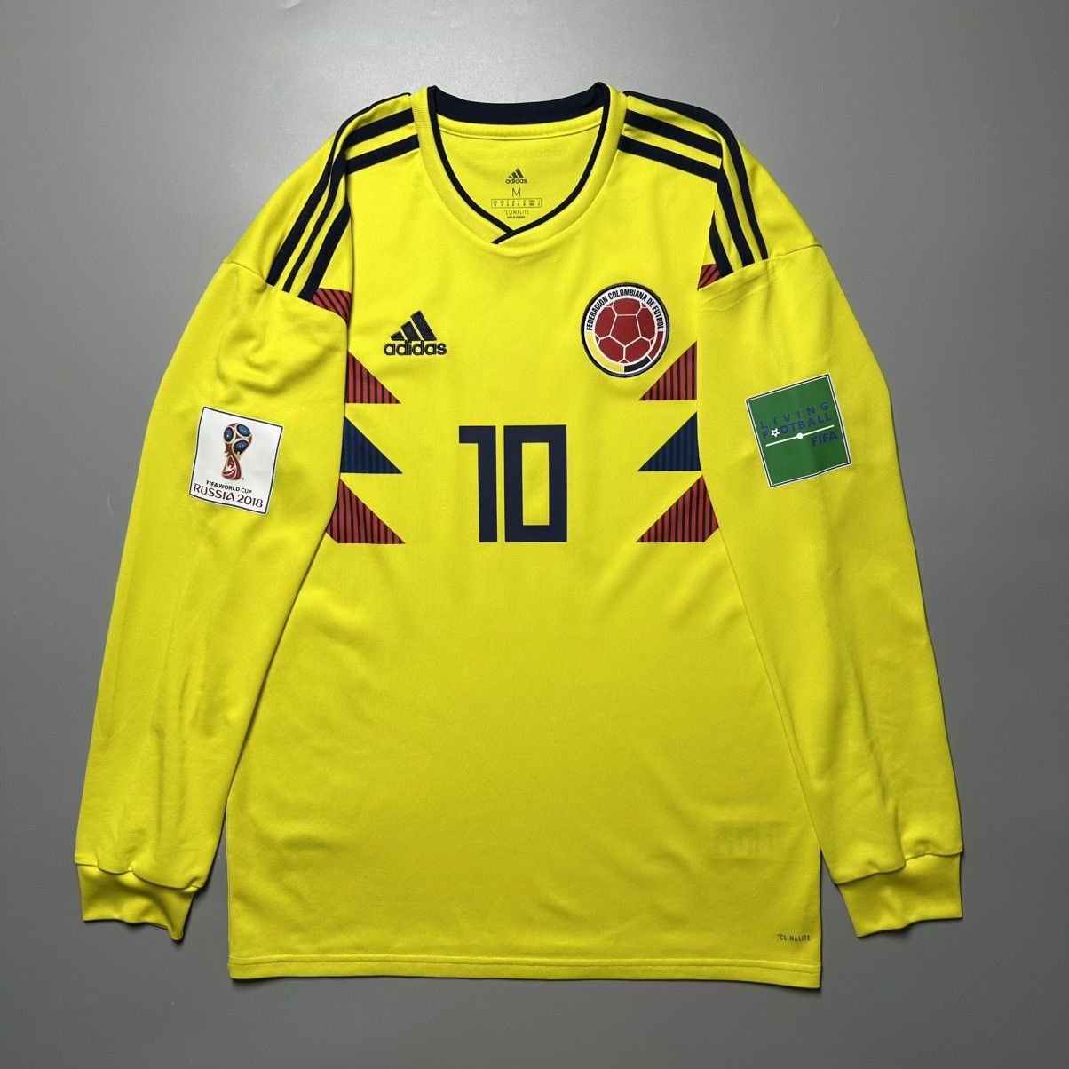 Vintage COLOMBIA ADIDAS 2018 WORLD CUP SOCCER HOME JERSEY #10 JAMES Size US M / EU 48-50 / 2 - 2 Thumbnail