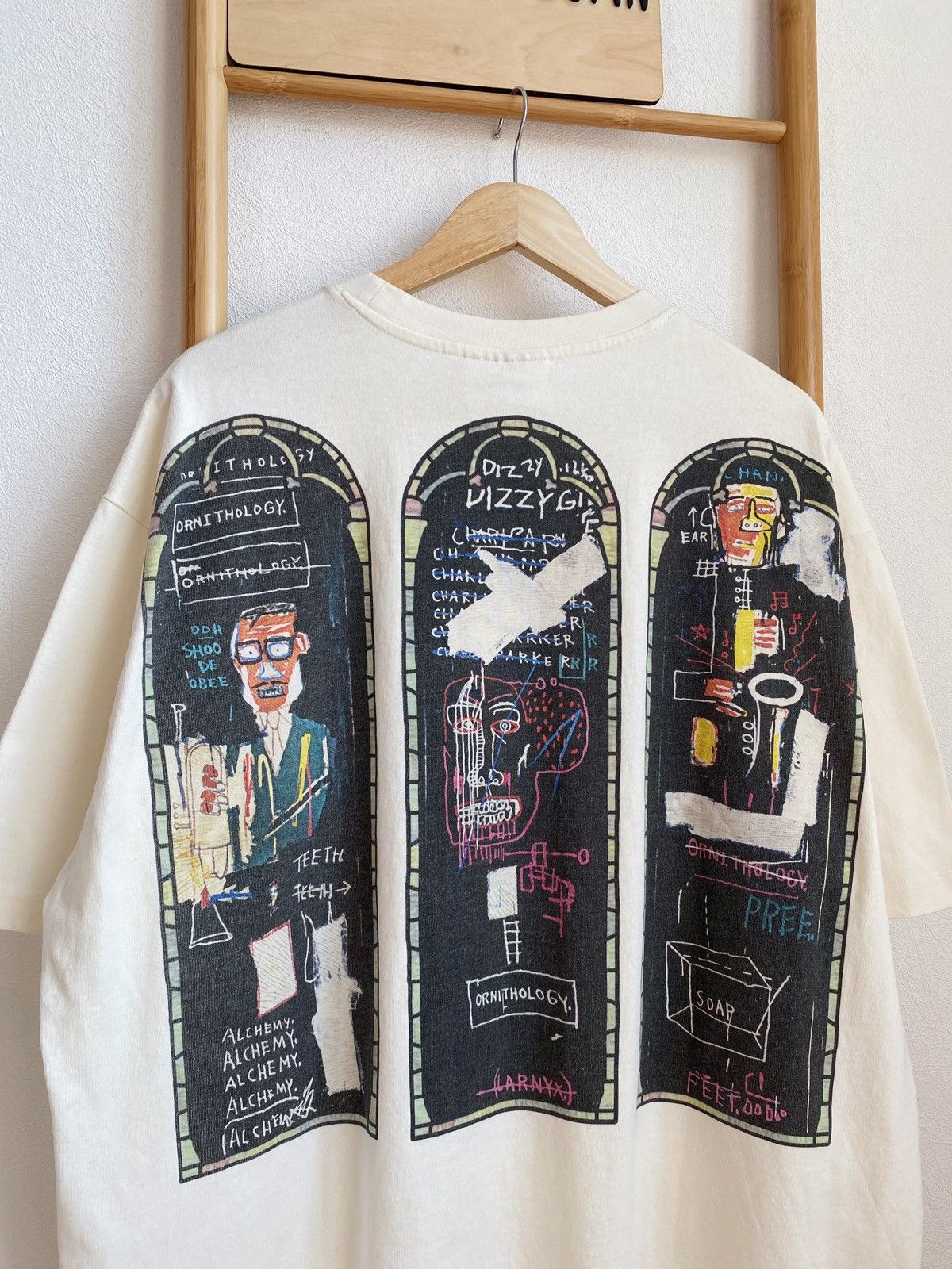 H&M × Jean-Michel Basquiat × Who Decides War WHO DECIDES WAR x BASQUIAT x H&M RELAXED FIT COTTON T-SHIRT Size US XL / EU 56 / 4 - 10 Thumbnail