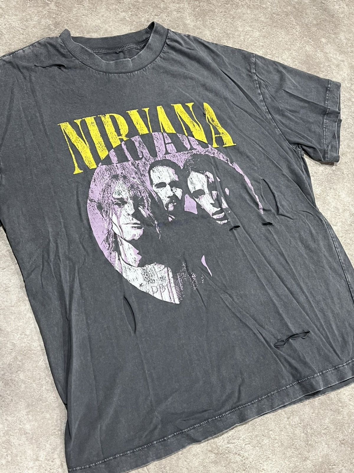 Vintage Thrashed Distressed Nirvana Band Tee Size US M / EU 48-50 / 2 - 4 Thumbnail