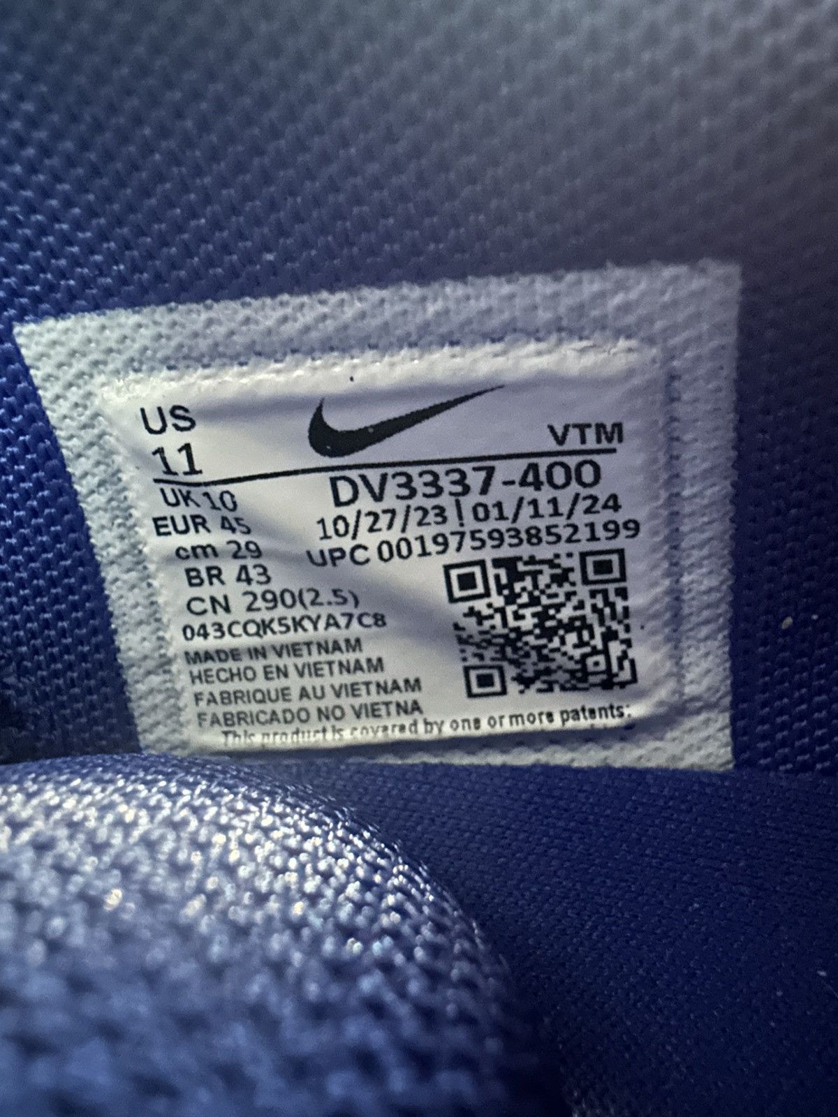Nike Air Max DN Hyper Blue Sneakers 11 Size US 11 / EU 44 - 7 Thumbnail