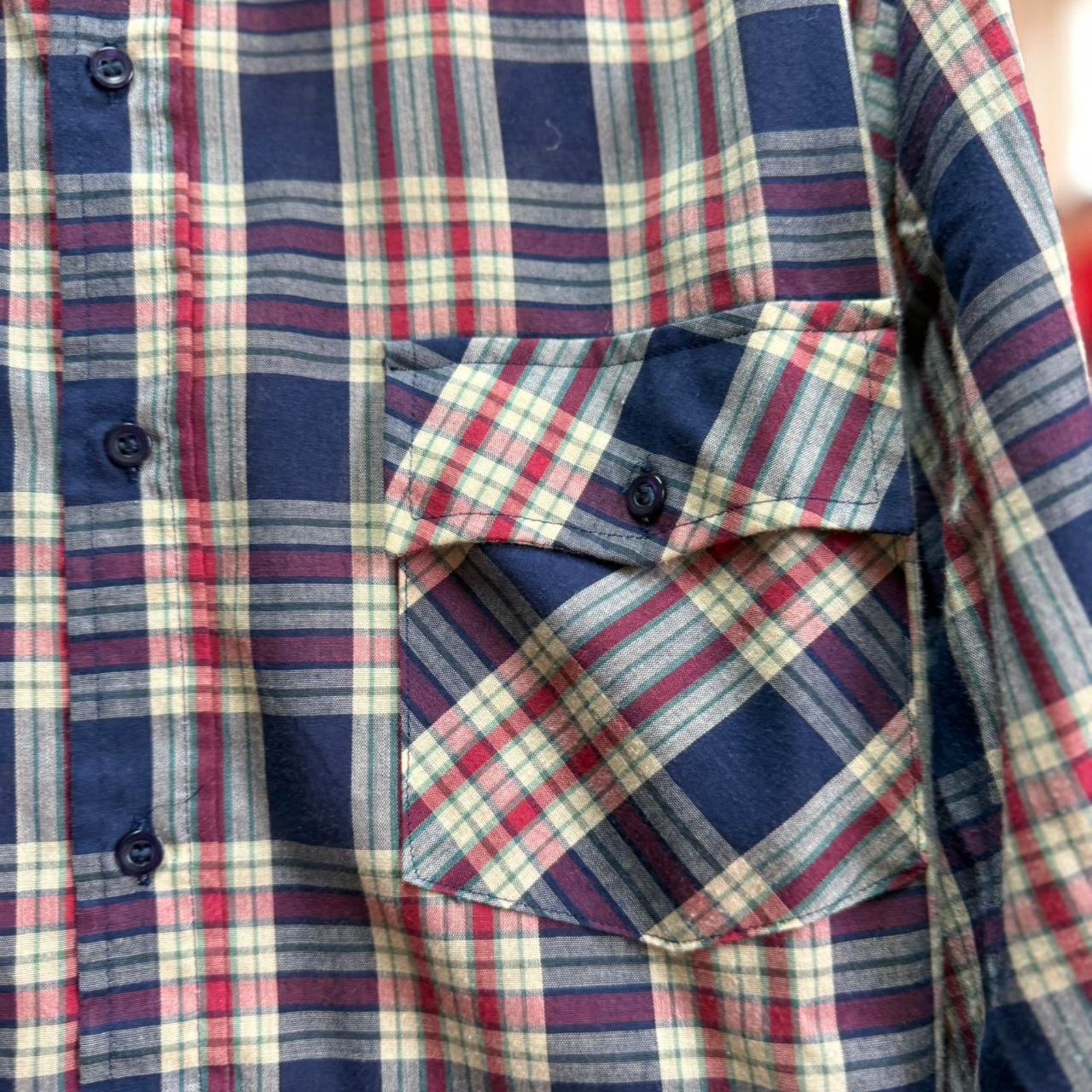 Vintage Vintage 90s Plaid Button Up Shirt Size US M / EU 48-50 / 2 - 4 Thumbnail
