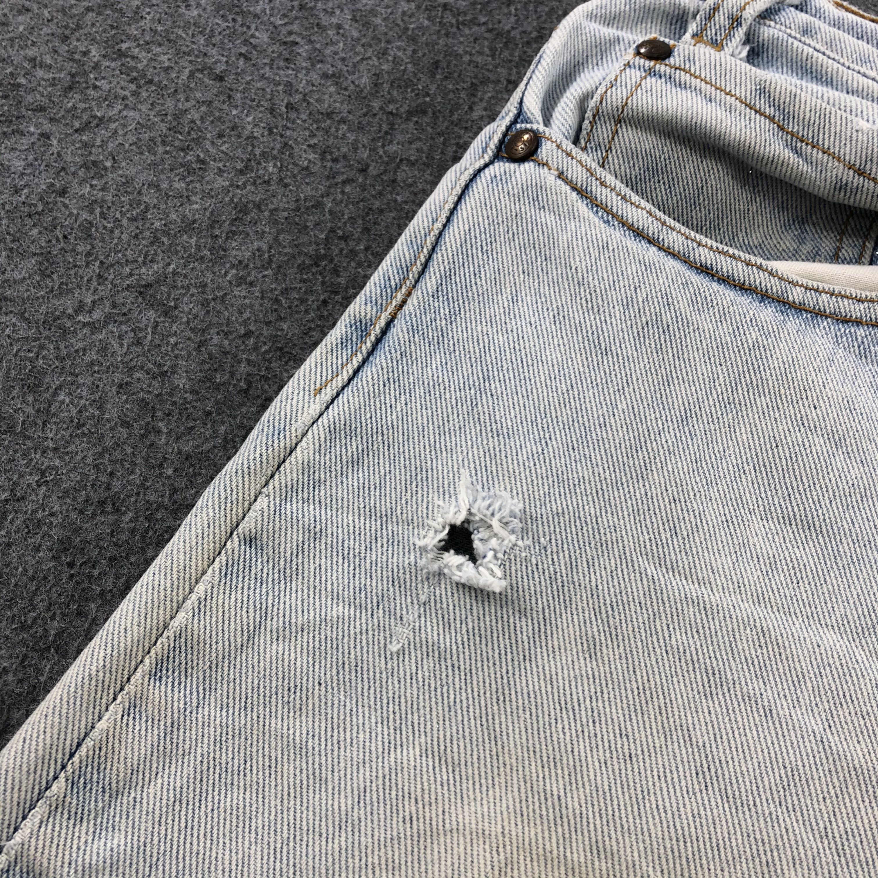 Levi's × Vintage 90s Vintage Light Wash Levis 540 Jeans-JM1725 Size US 34 / EU 50 - 11 Thumbnail