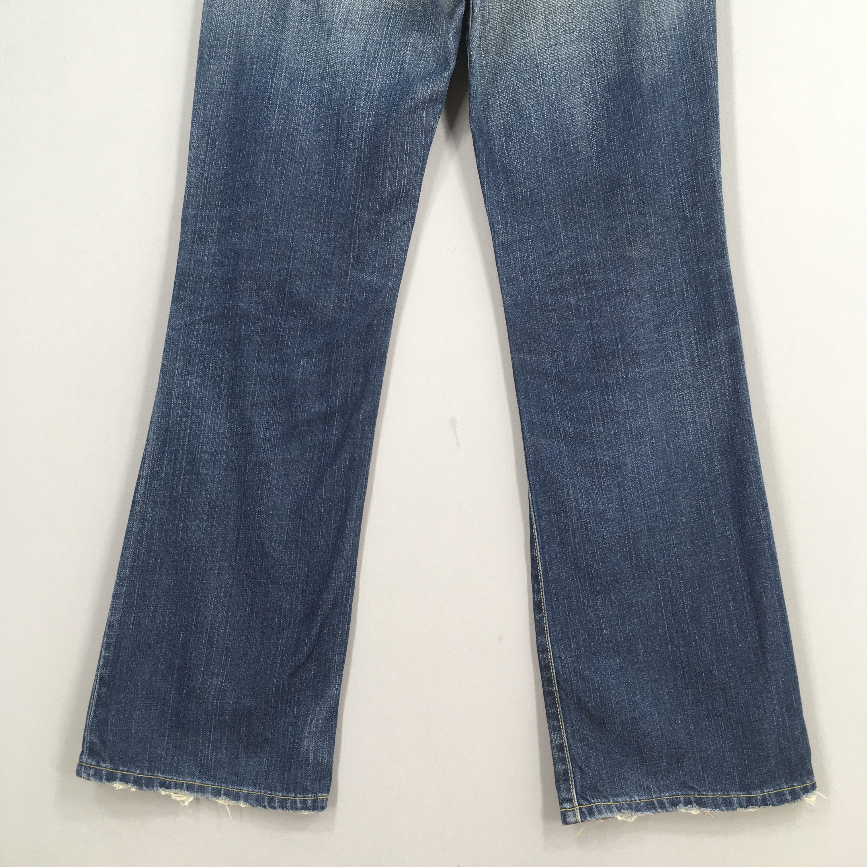 Levi's Size 31x32.5 Vintage Levi's 517 Bootcut Flare Jeans S665 Size US 31 - 10 Thumbnail