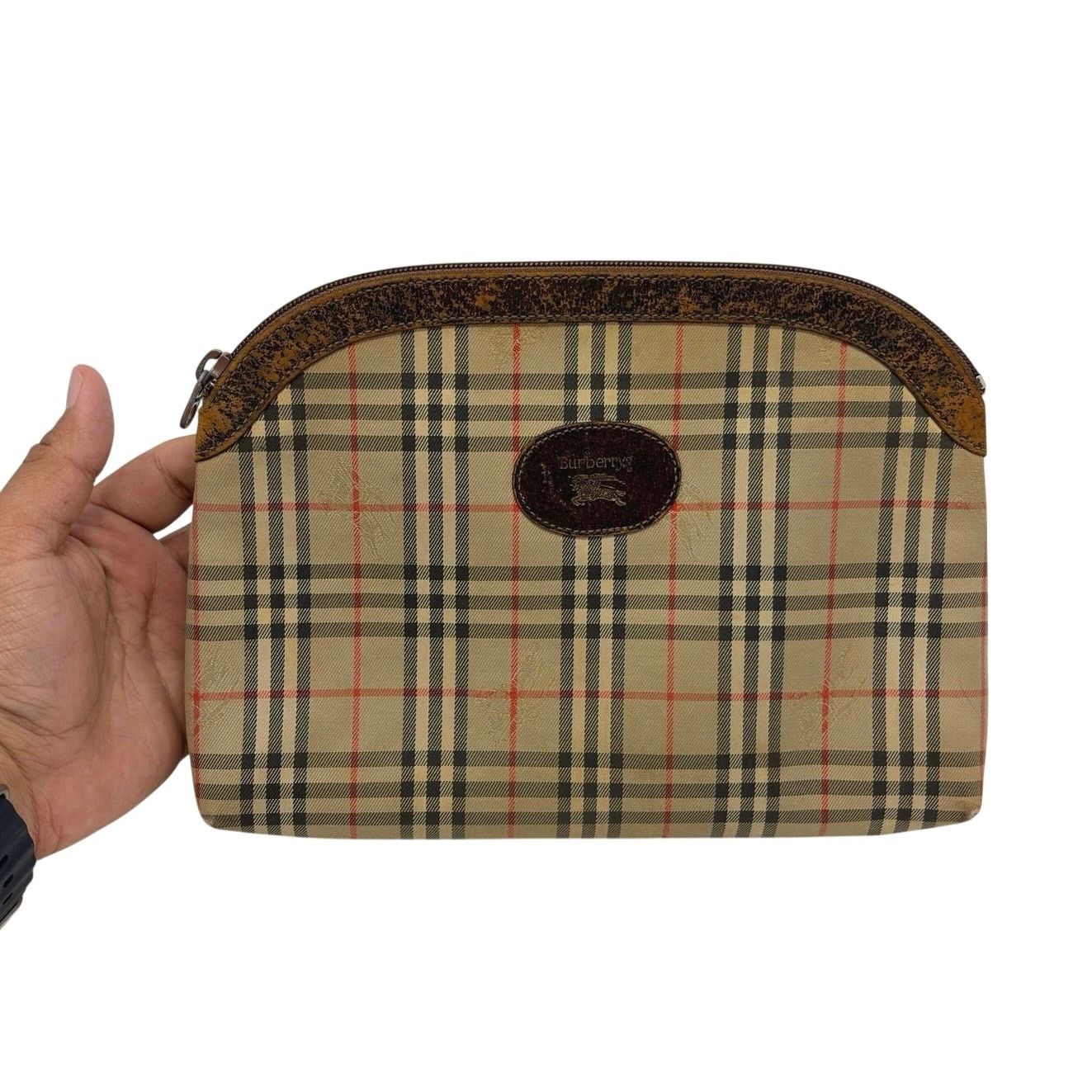 Burberry Burberry Vintage Zipper Pouch Size ONE SIZE - 3 Thumbnail