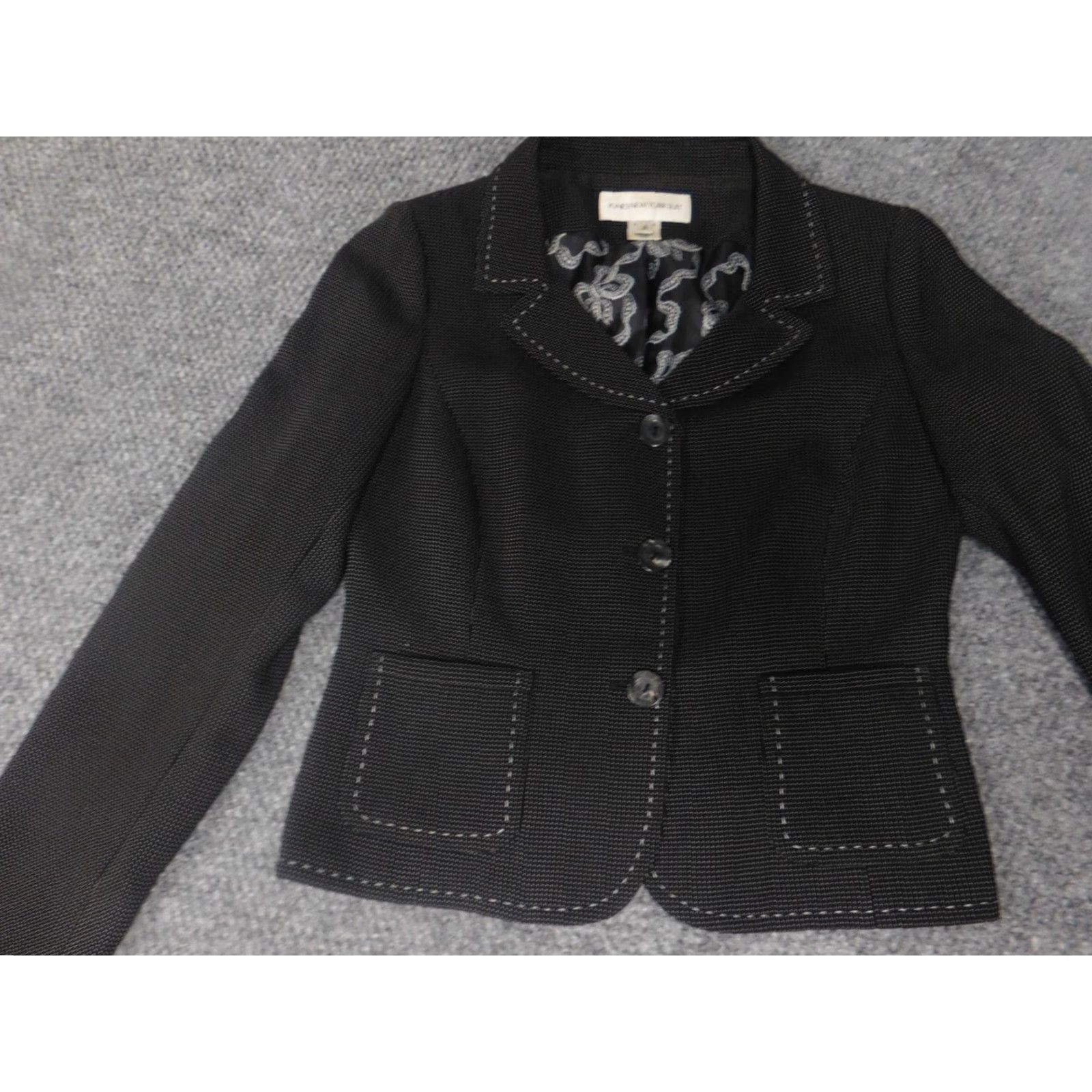 Jones New York Jones New York Blazer Womens 4 Black Striped Polyester Lightweight Button Mid-Length Blazer Womens Regular 4 Button Casual Business Fall Winter Size S / US 4 / IT 40 - 3 Thumbnail