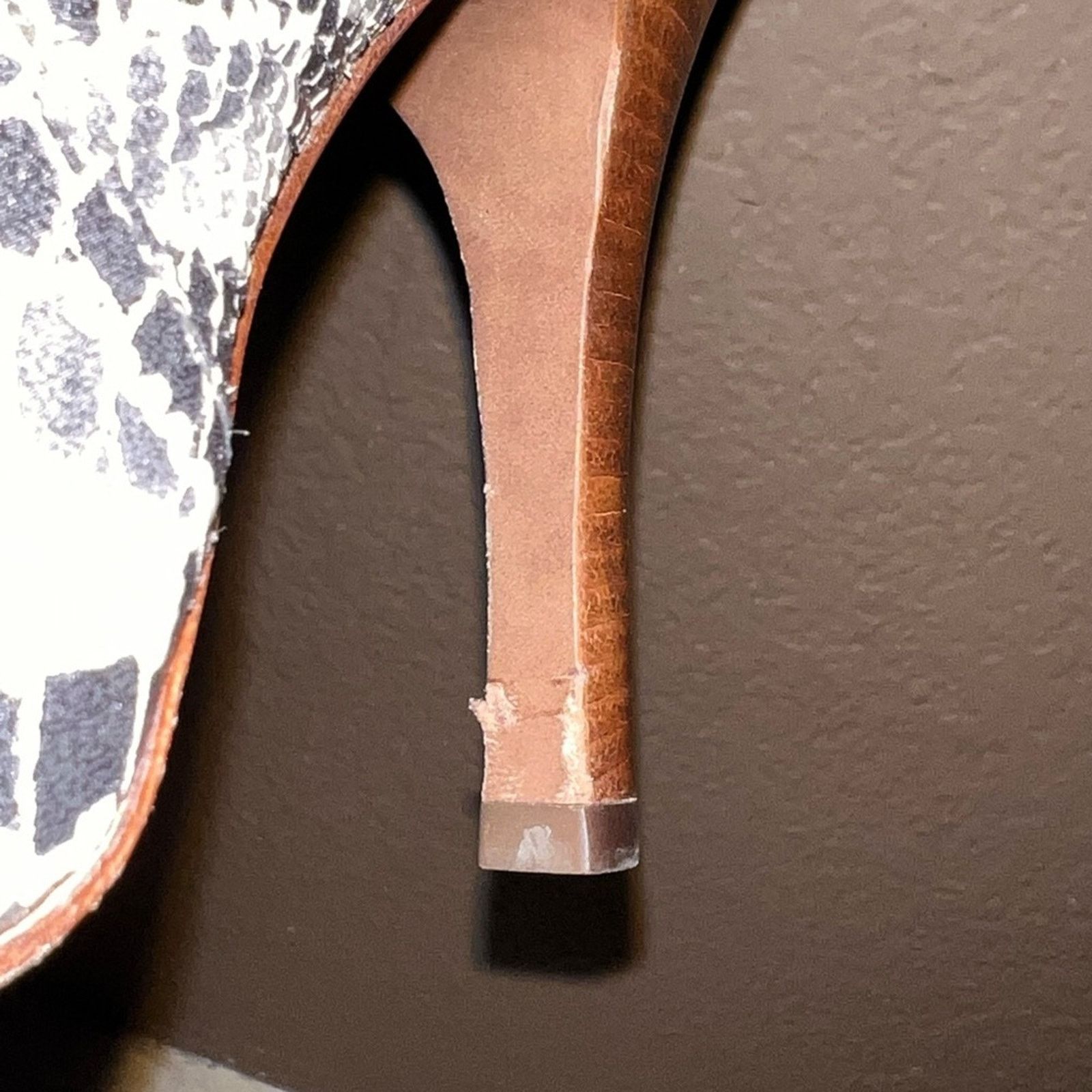Bcbgmaxazria BCBG Maxazria Snake Skin Leather Open Toe EU 39 US 9 Gray Size US 9 / IT 39 - 14 Thumbnail