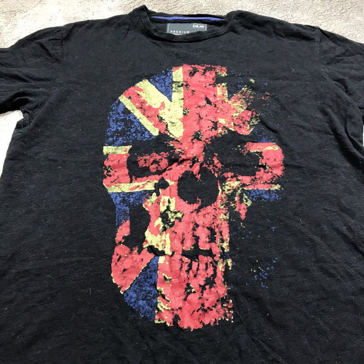 Vintage Vintage Y2K Sun Faded Skull Graphic Tee Streetwear Tapered M Size US M / EU 48-50 / 2 - 2 Thumbnail