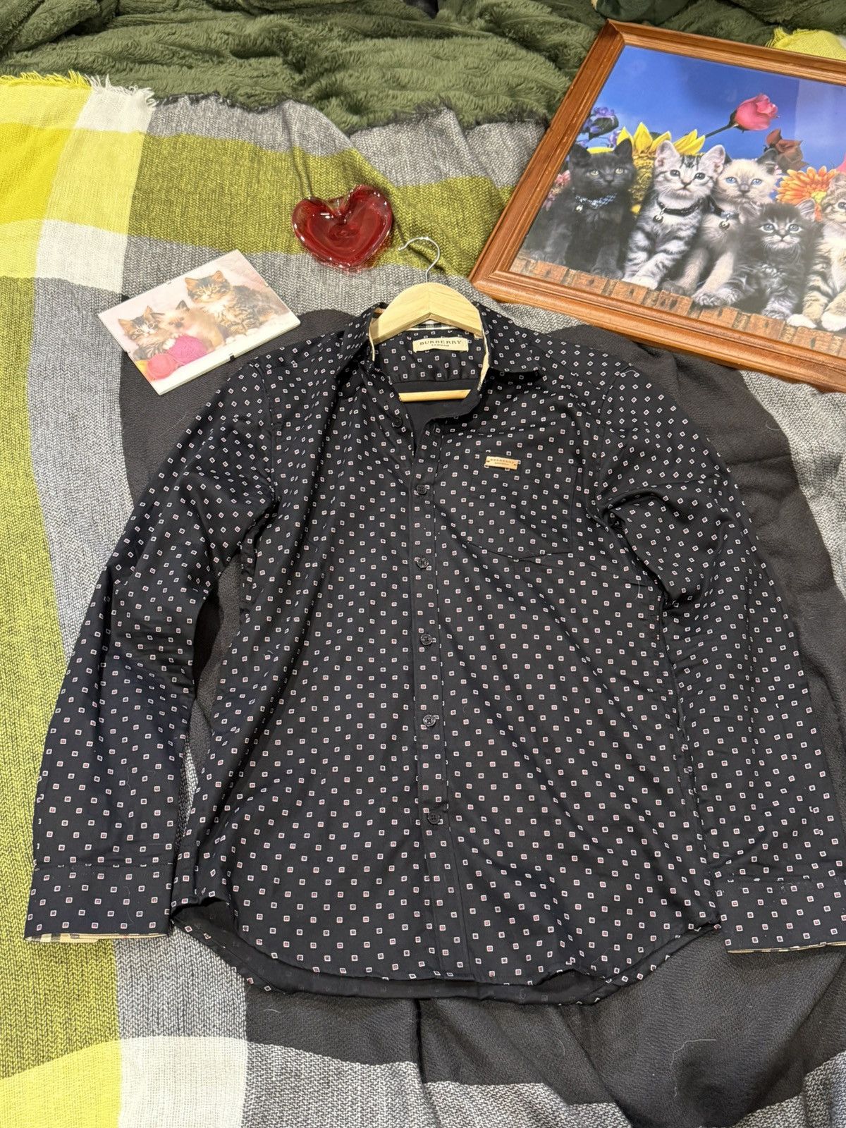 Burberry Vintage Burberry Button Up Tee Black and Red Size US S / EU 44-46 / 1 - 1 Thumbnail