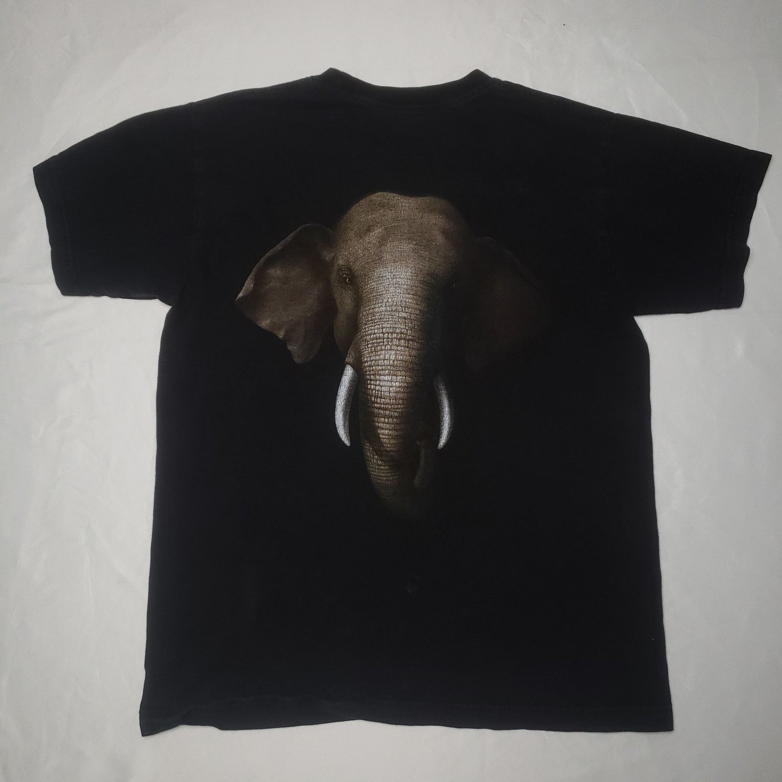 Vintage Vintage Thailand The Elephant’s Kingdom T Shirt Size M Size US M / EU 48-50 / 2 - 2 Thumbnail