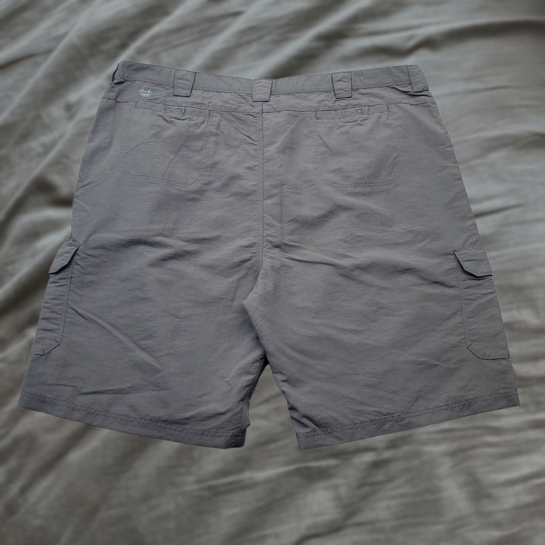 Wrangler Wrangler Outdoor Performance Cargo Shorts Mens 48 Gray Utility Pocket NW924AS Size US 32 / EU 48 - 1 Thumbnail