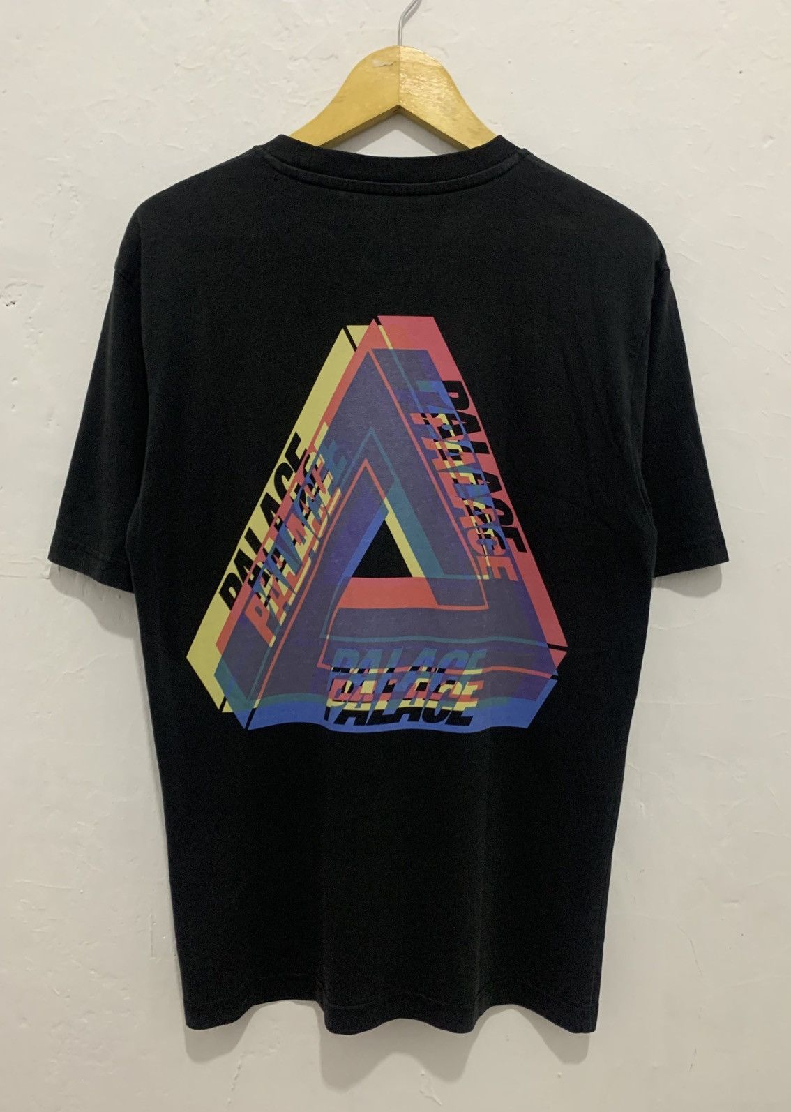 Fucking Awesome × Palace Palace Tri-ferg Colour Blur T-Shirt Size US M / EU 48-50 / 2 - 3 Thumbnail
