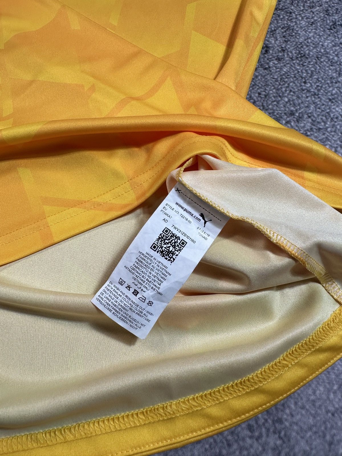 Puma Y2K Puma Yorkshire Vikings Criket Jersey Streetwear Rare L Size US L / EU 52-54 / 3 - 4 Thumbnail