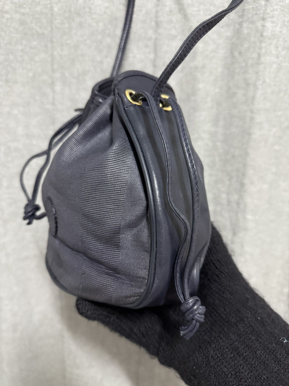 Fendi Fendi bucket sling bag Size ONE SIZE - 3 Thumbnail