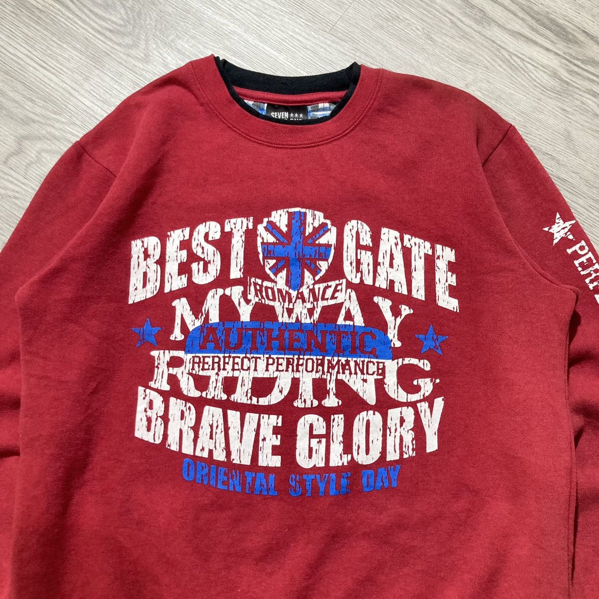 20471120 2000s Seven Zero One Poem Logo Punk Style Crewneck Red Size US M / EU 48-50 / 2 - 2 Thumbnail