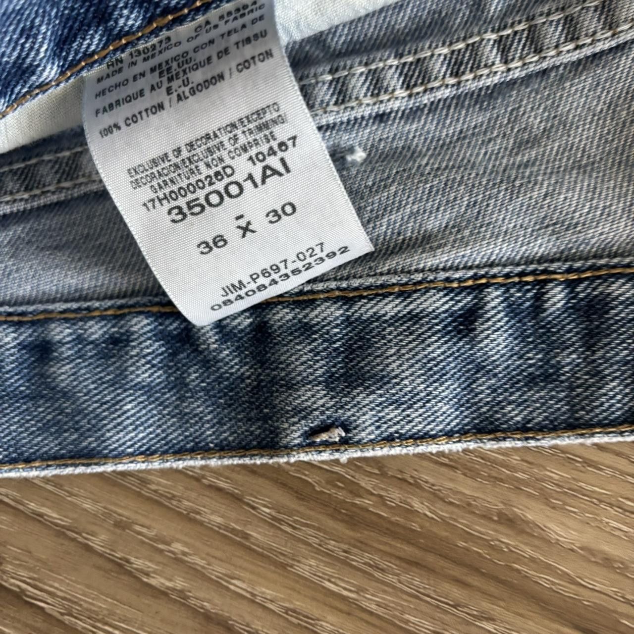 Vintage Crazy Vintage Y2K/2000s Medium Wash Workwear Essential Denim Jeans! 36x30 Size US 36 / EU 52 - 8 Thumbnail