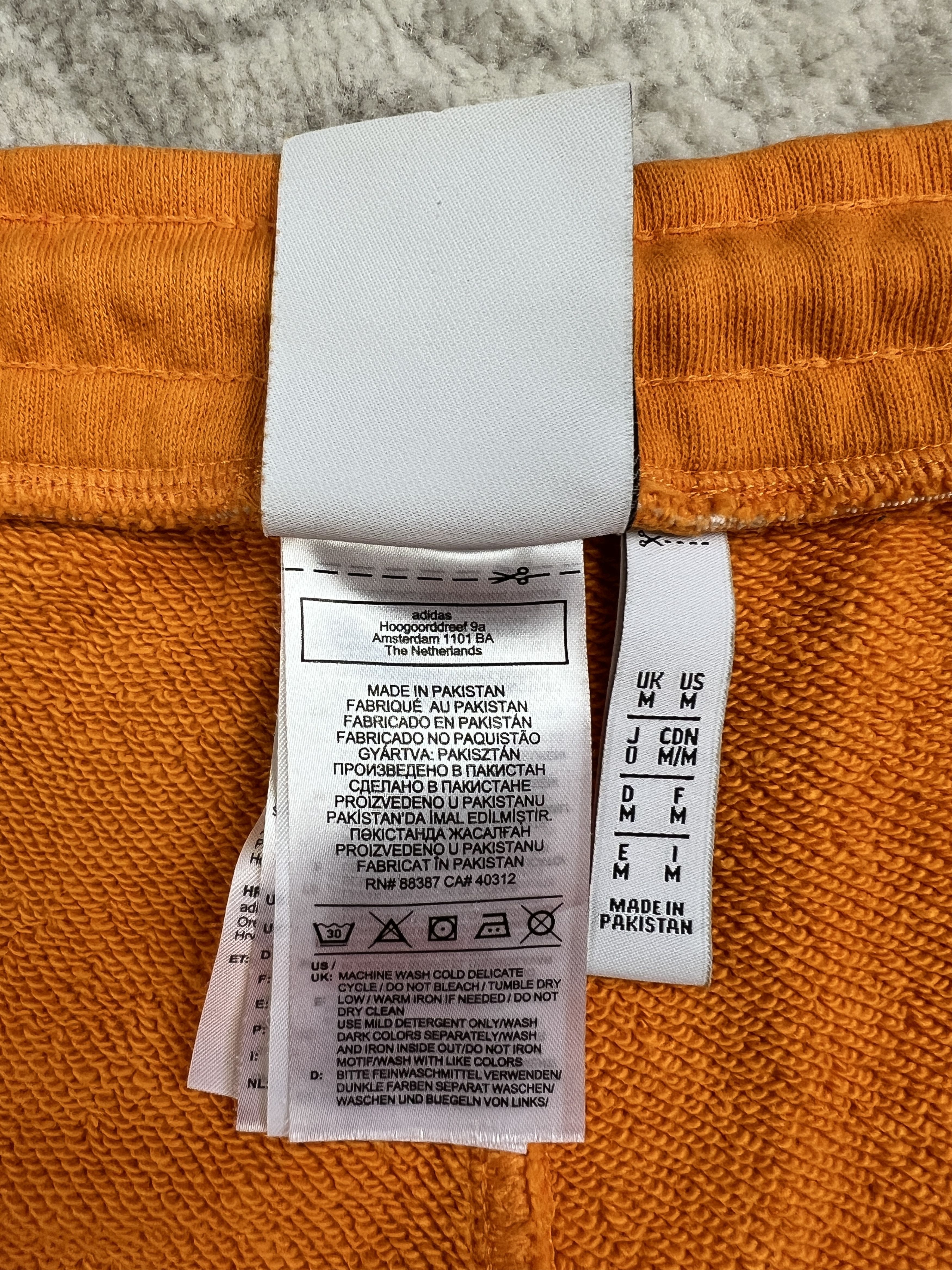 Adidas Adidas Originals Trefoil Shorts Bright Orange M Size US 32 / EU 48 - 16 Thumbnail