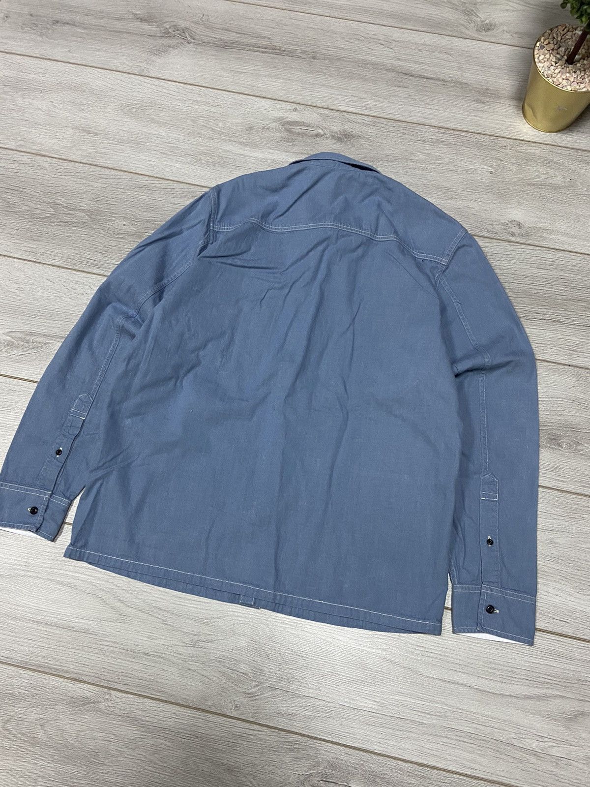 Burberry Burberry London England multipocket shirt buttons Size US M / EU 48-50 / 2 - 6 Thumbnail