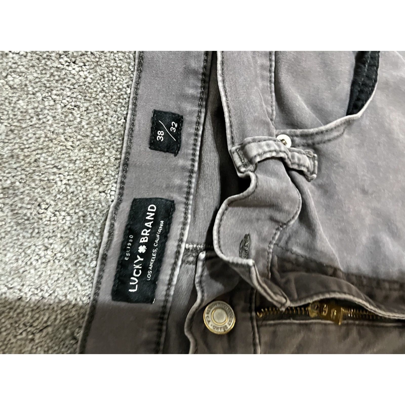 Lucky Brand Lucky Brand Jeans 410 Athletic Slim Mens 38x32 Grau Light Wash Straight Size US 38 / EU 54 - 7 Thumbnail