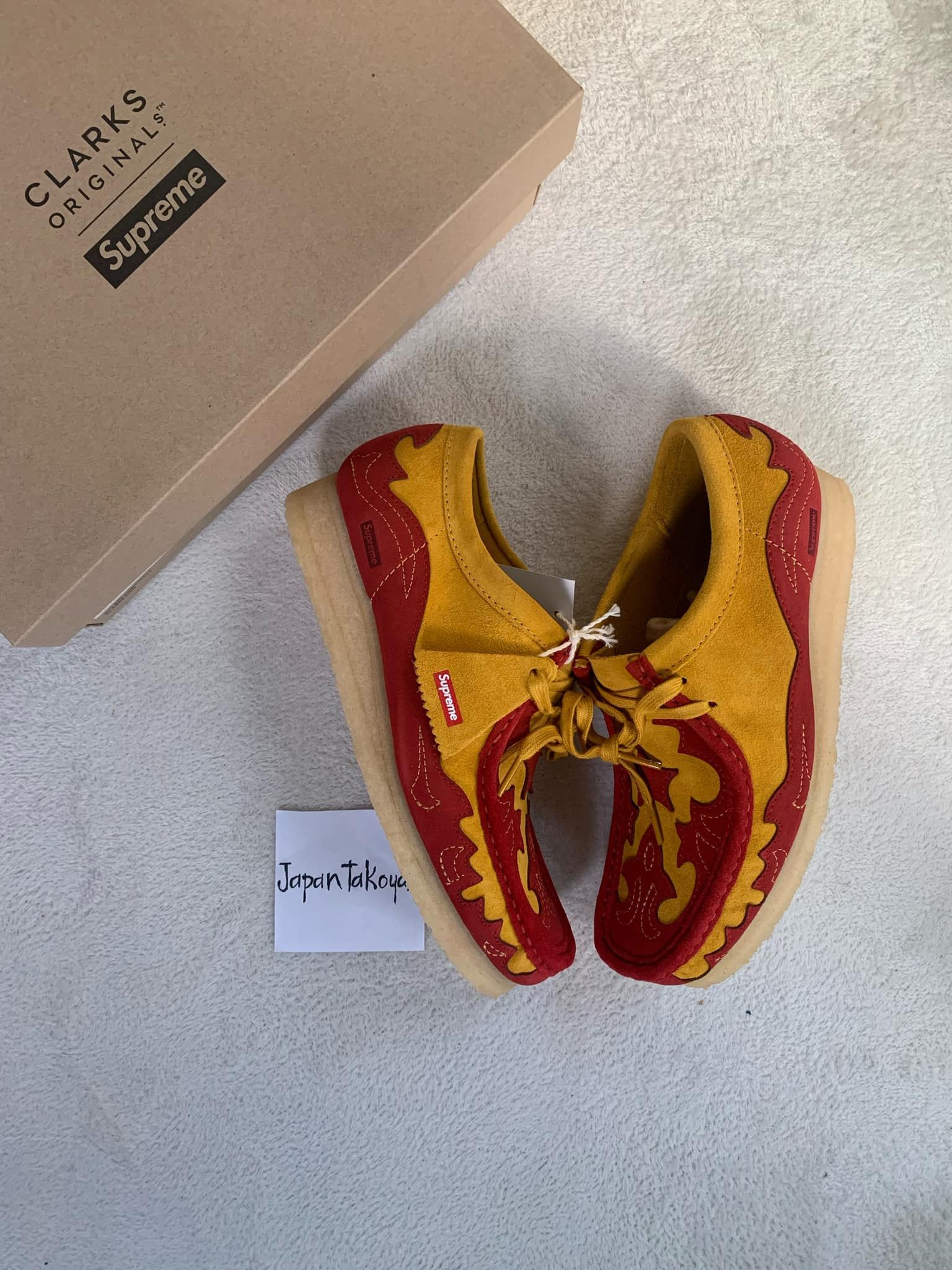 Clarks Clarks Originals Wallabee Boots Supreme Cut Out Gold US8.5 