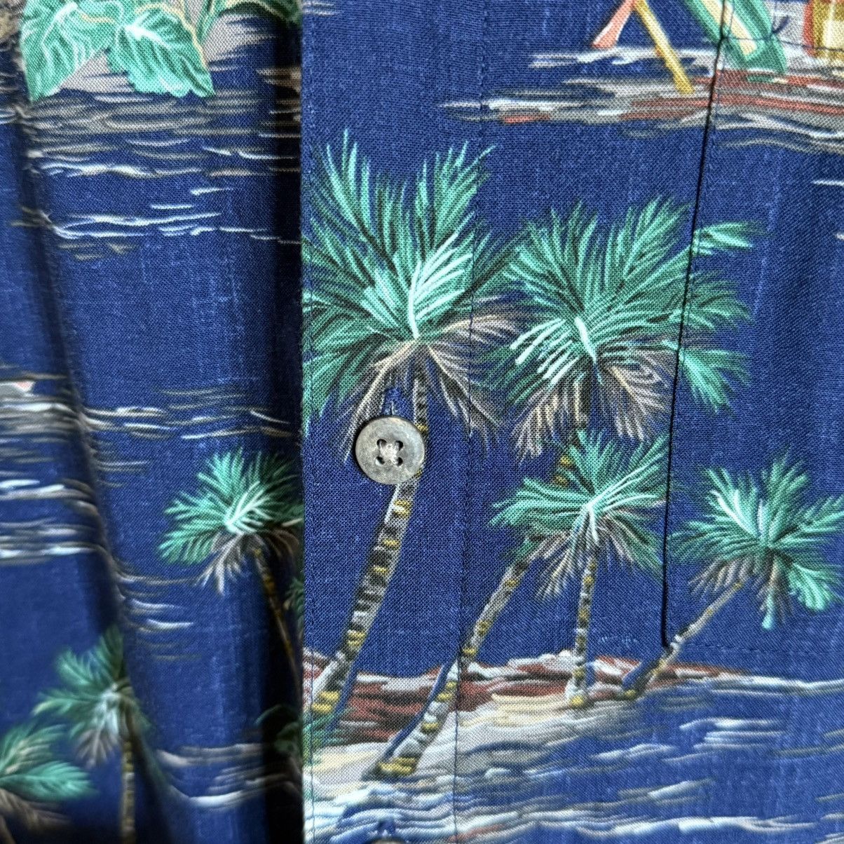 Vintage Batik Bay Men’s Hawaiian Button-Up Shirt Tropical Rayon Size US S / EU 44-46 / 1 - 7 Thumbnail