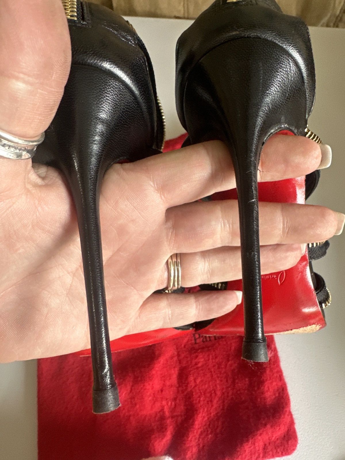 Christian Louboutin Christian Louboutin Unzip Heels Size US 8 / IT 38 - 7 Thumbnail