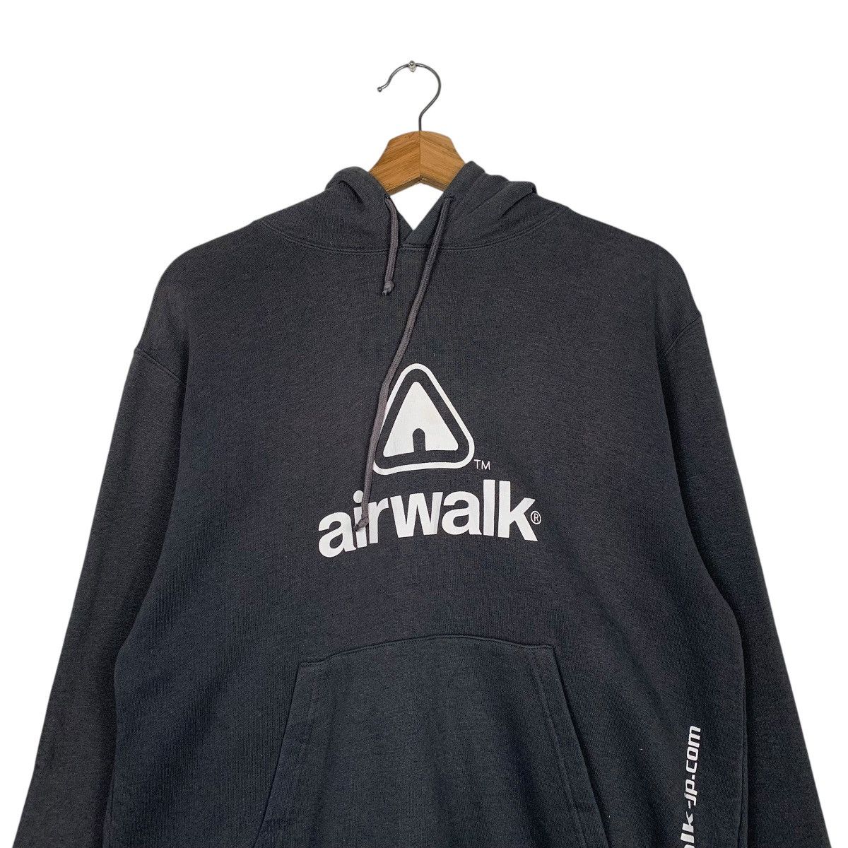Airwalk Vintage Airwalk Big Logo Pullover Hoodie Size US M / EU 48-50 / 2 - 11 Thumbnail