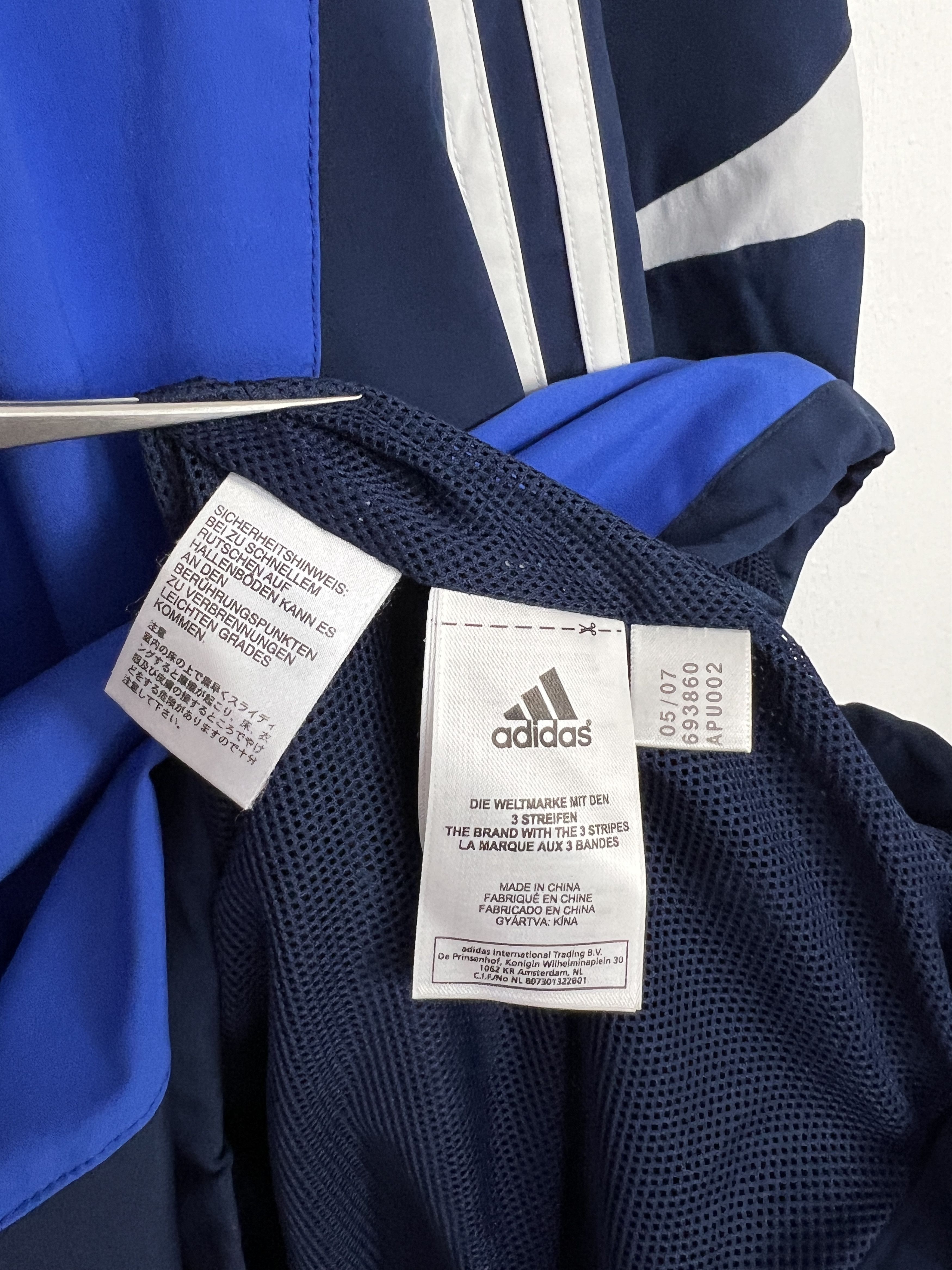 Adidas Vintage Adidas Chelsea Football Train Sweatshirt Soccer Size US L / EU 52-54 / 3 - 9 Thumbnail