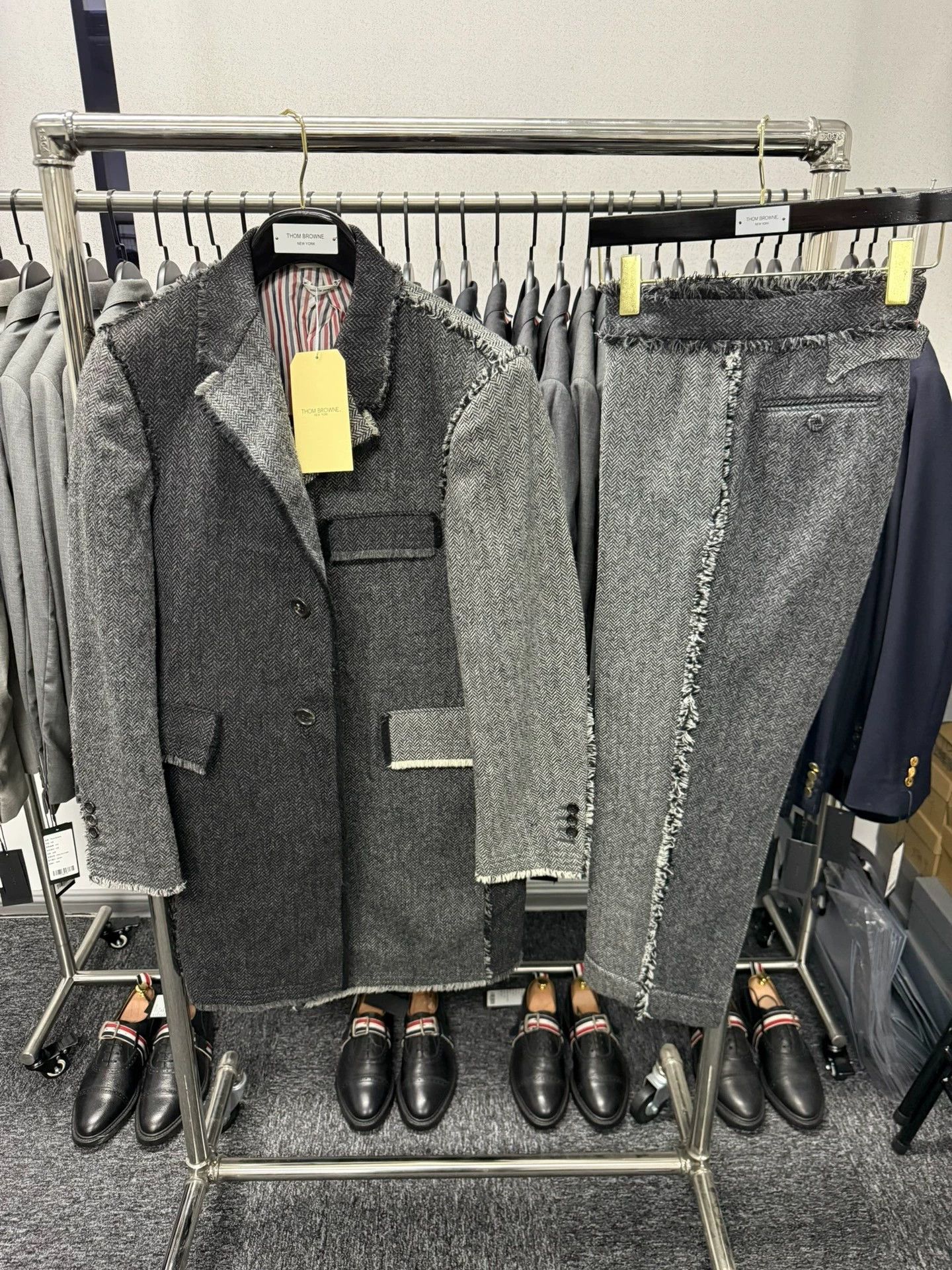 Thom Browne Thom Browne Men's Runway Colorblocked Raw Wool Trousers 0 Size US 28 / EU 44 - 6 Thumbnail
