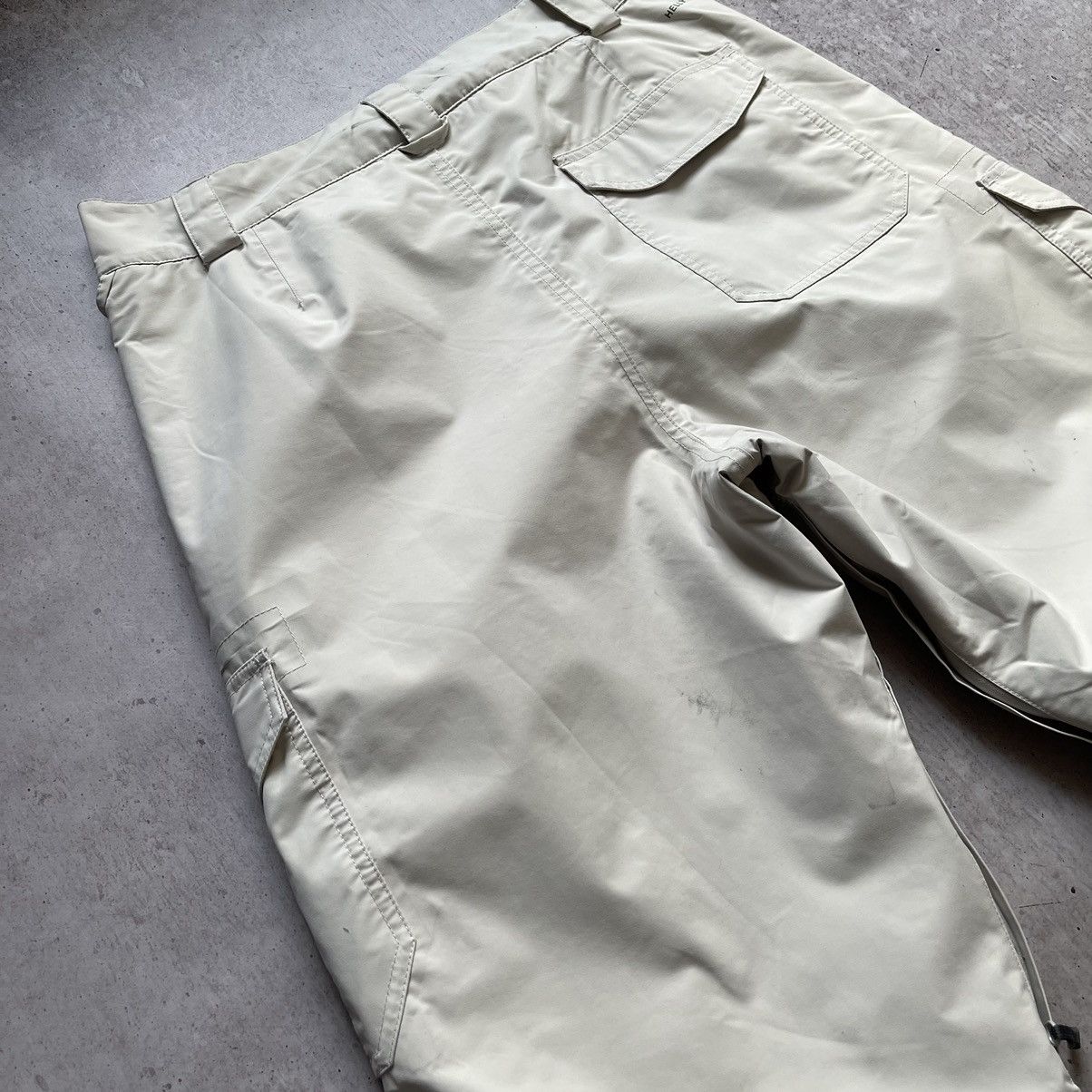 Helly Hansen Helly Hansen white/cream ski outdoor pants Size US 32 / EU 48 - 10 Thumbnail