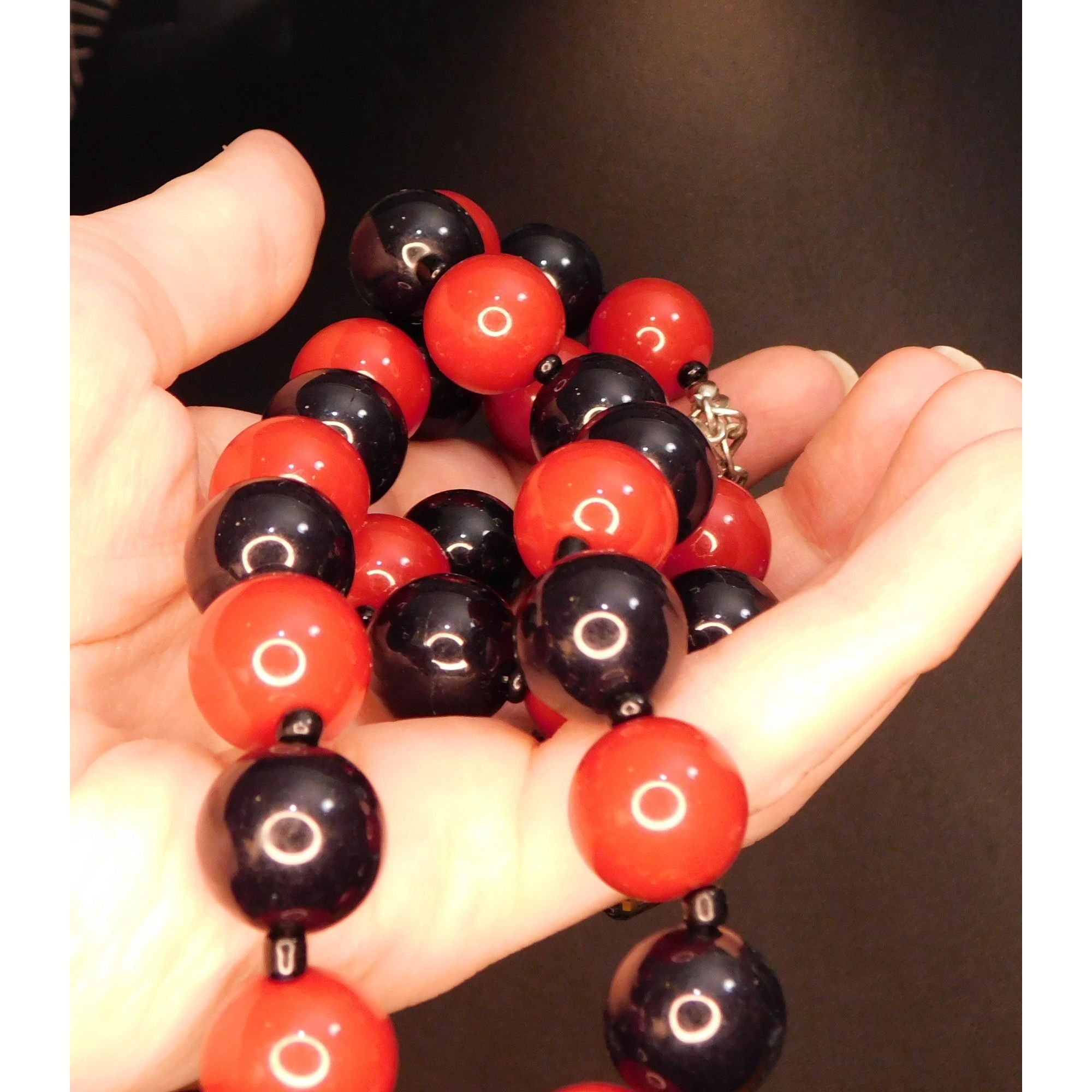 Other Retro Chunky Black And Red Beaded Necklace Size ONE SIZE - 4 Thumbnail