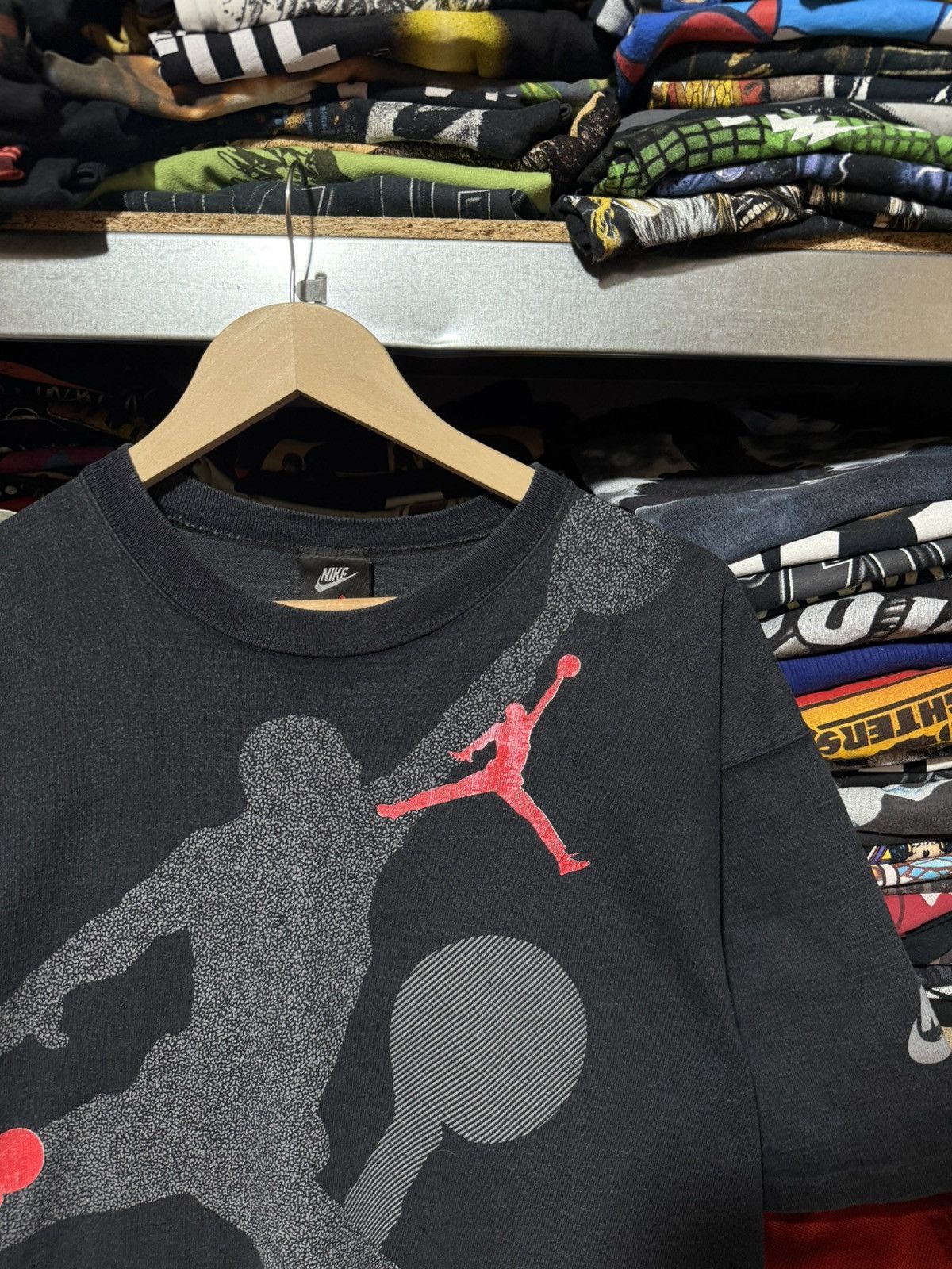 Jordan Brand Vintage 90’s Nike Air Jordan Big Logo Retro T-Shirt Y2K Hype Size US XL / EU 56 / 4 - 3 Thumbnail