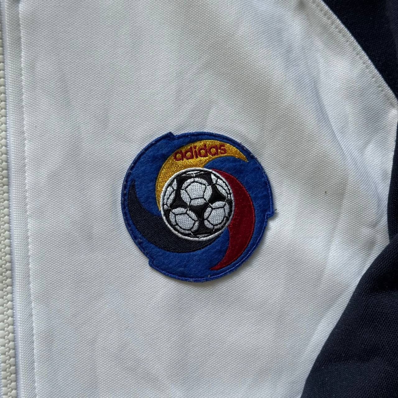 Adidas Vintage Adidas Romania Football Jacket Soccer Track Top Size US L / EU 52-54 / 3 - 6 Thumbnail