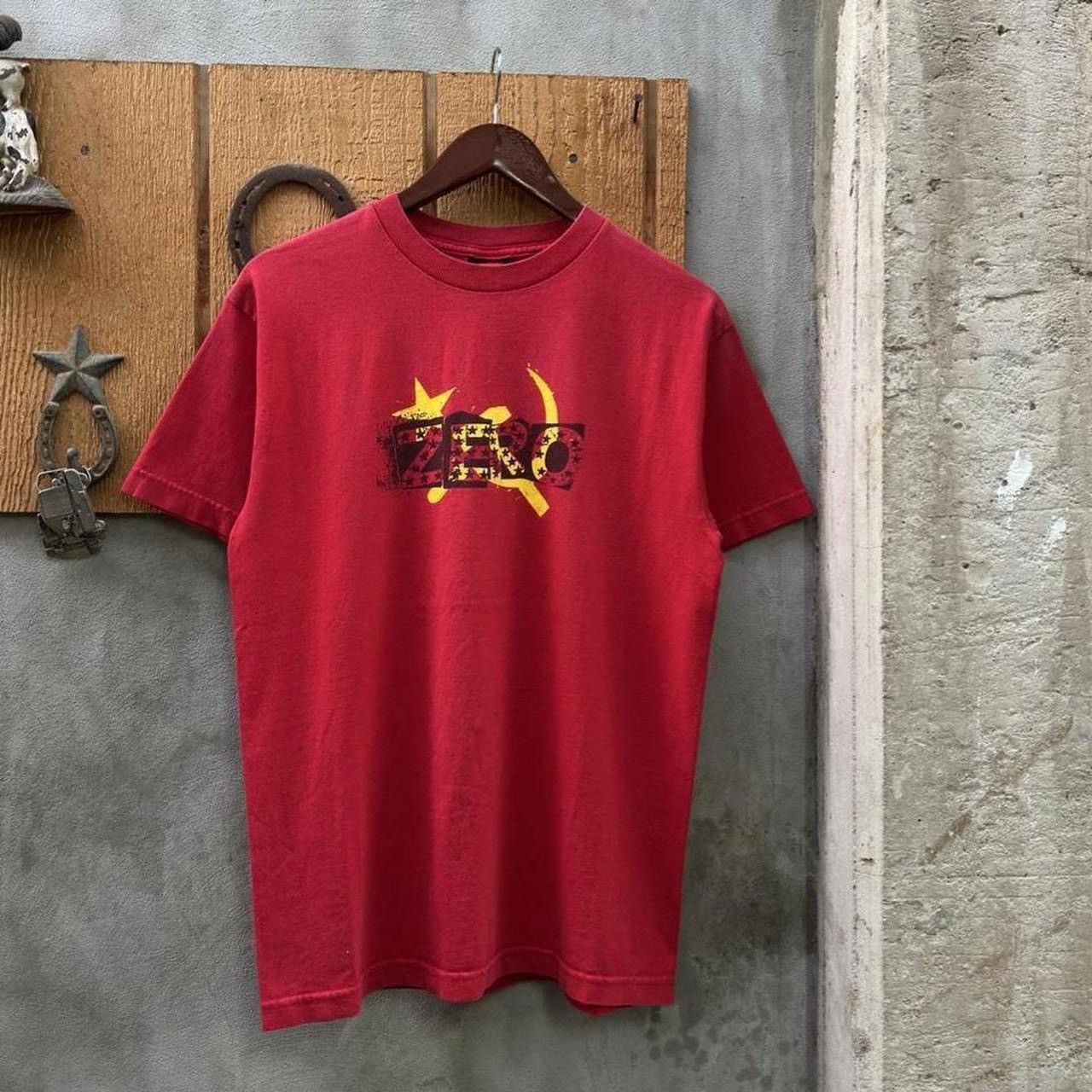 Zero Skateboards Vintage 90’s Zero Skateboards Tshirt Size US M / EU 48-50 / 2 - 1 Thumbnail