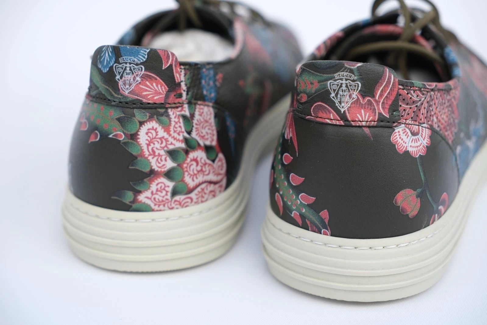 Gucci New Gucci Floral Leather Sneakers UK 9 US 10 EU 43 Size US 11.5 / IT 41.5 - 3 Thumbnail