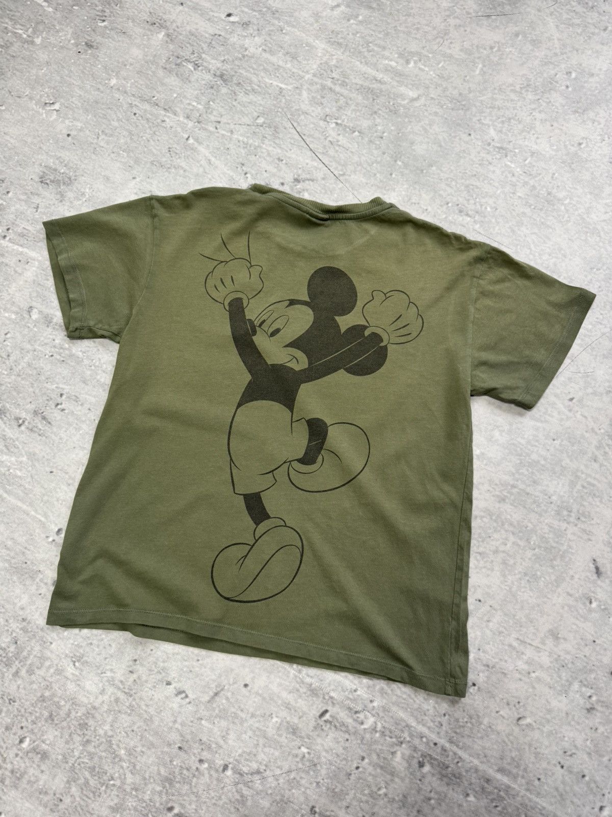 Mickey Mouse Mickey mouse vintage H&M tee big logo Size US M / EU 48-50 / 2 - 2 Thumbnail