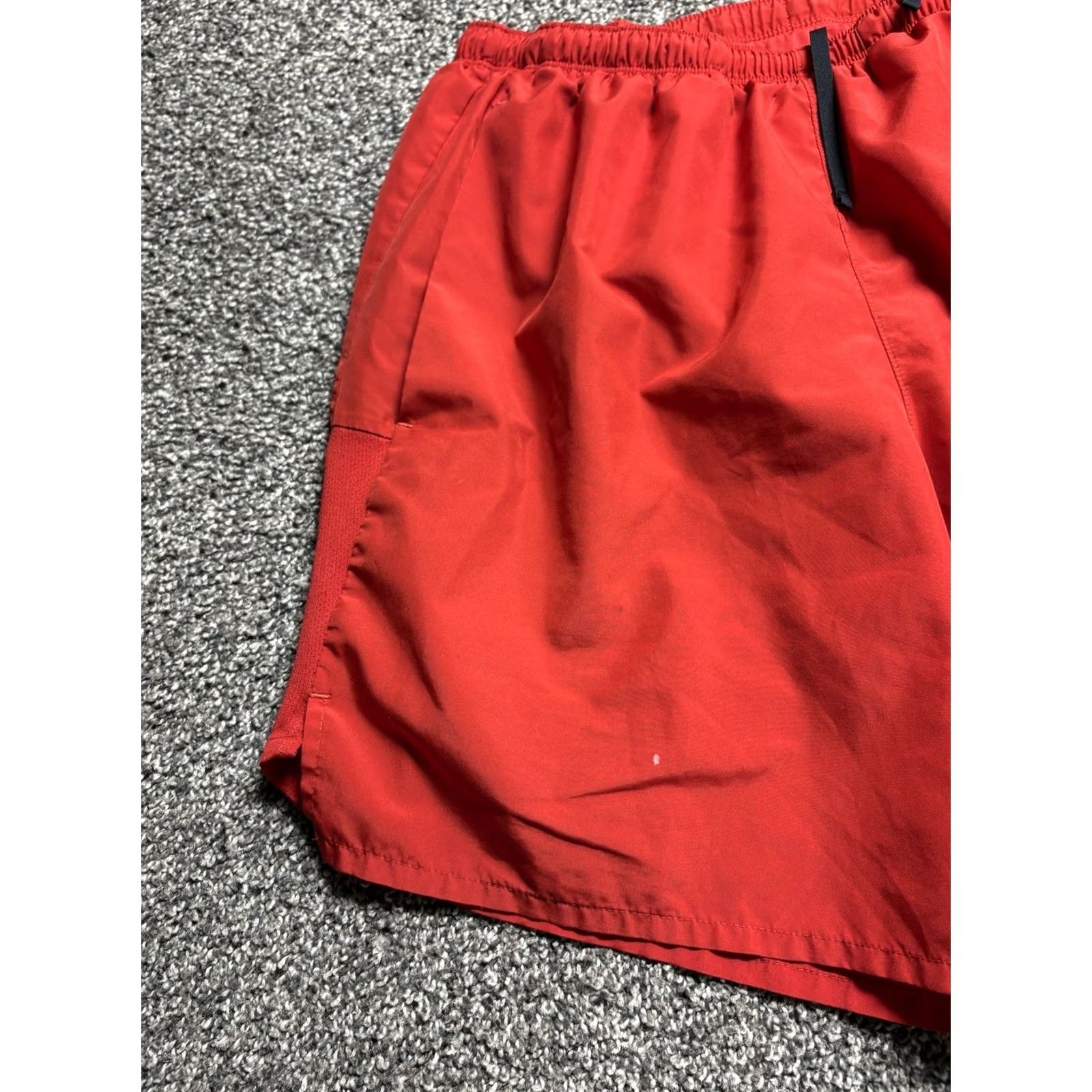 Nike Nike Challenger Shorts Mens Large Red 7" Lined Running Bright CZ9066 Size US 33 - 5 Thumbnail