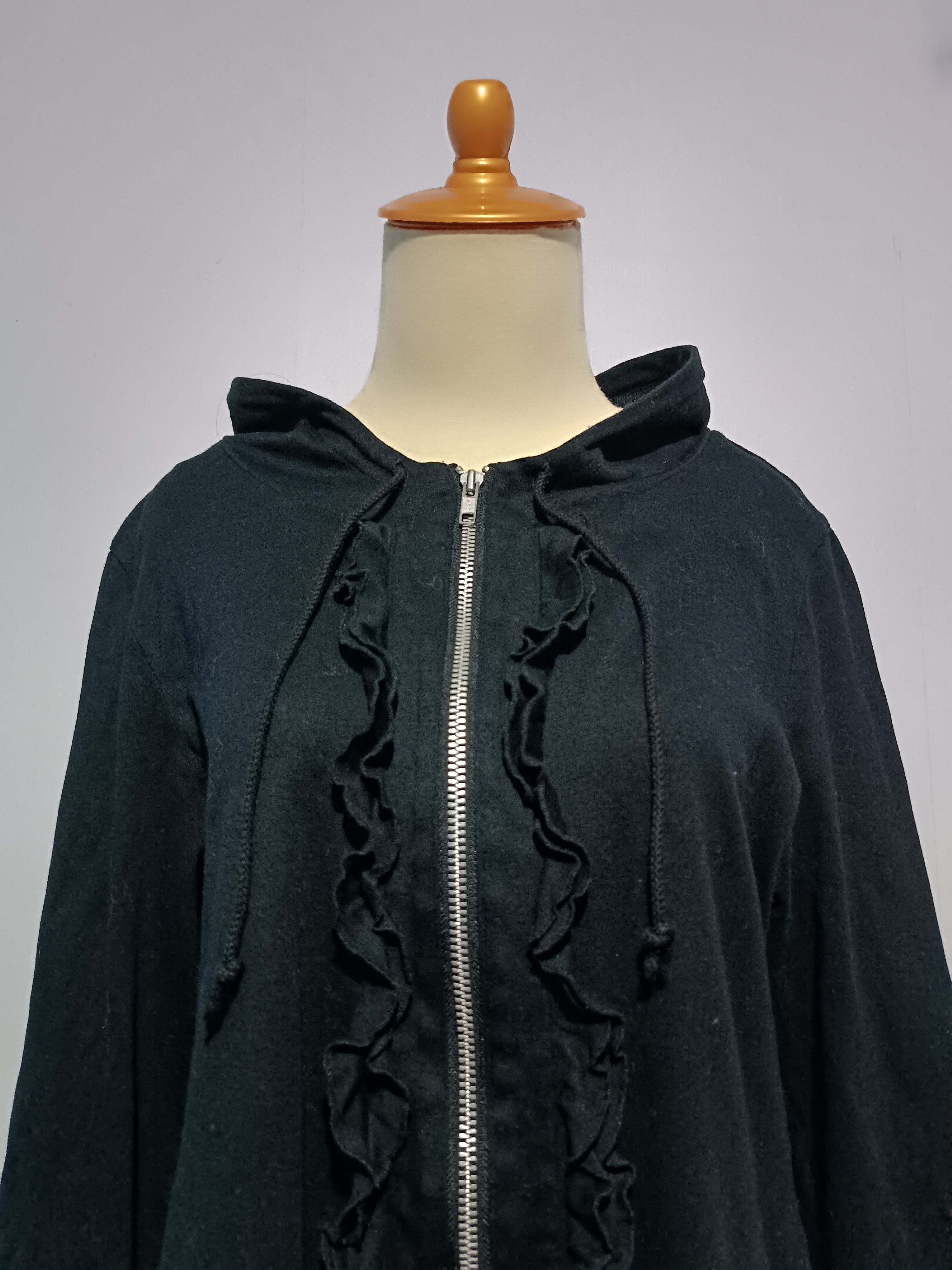 Japanese Brand × Vintage Vintage Y2K Ruffled Zip Up Hoodie Jacket Size M / US 6-8 / IT 42-44 - 2 Thumbnail
