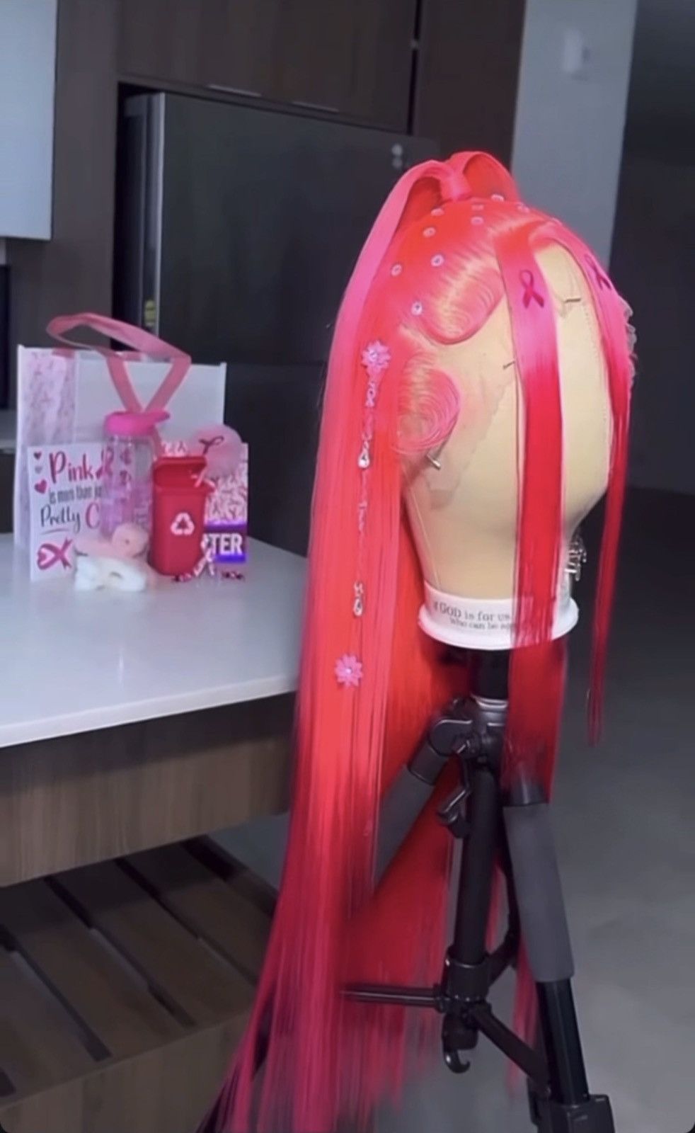 Other Lace front wig Size ONE SIZE - 1 Thumbnail