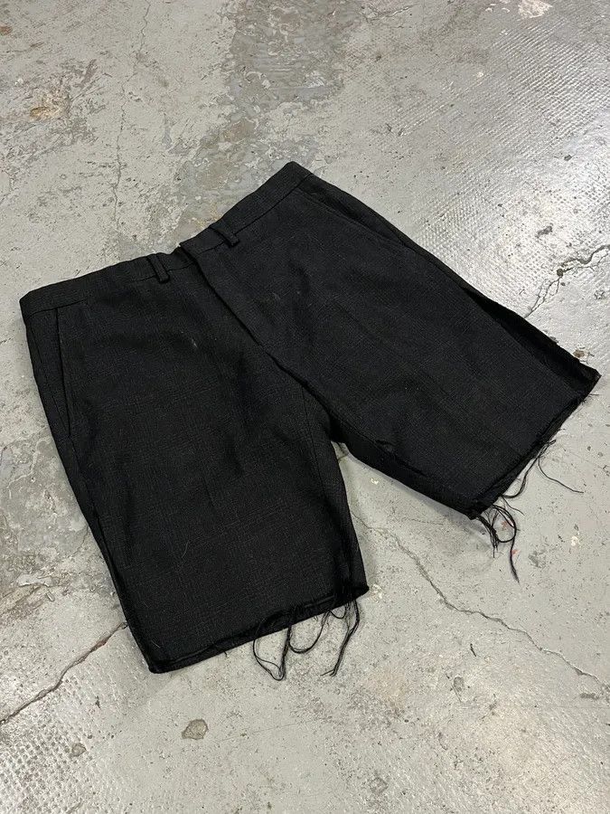 Dries Van Noten Dries Van Noten Black Wool Distressed Shorts Size US 32 / EU 48 - 6 Thumbnail