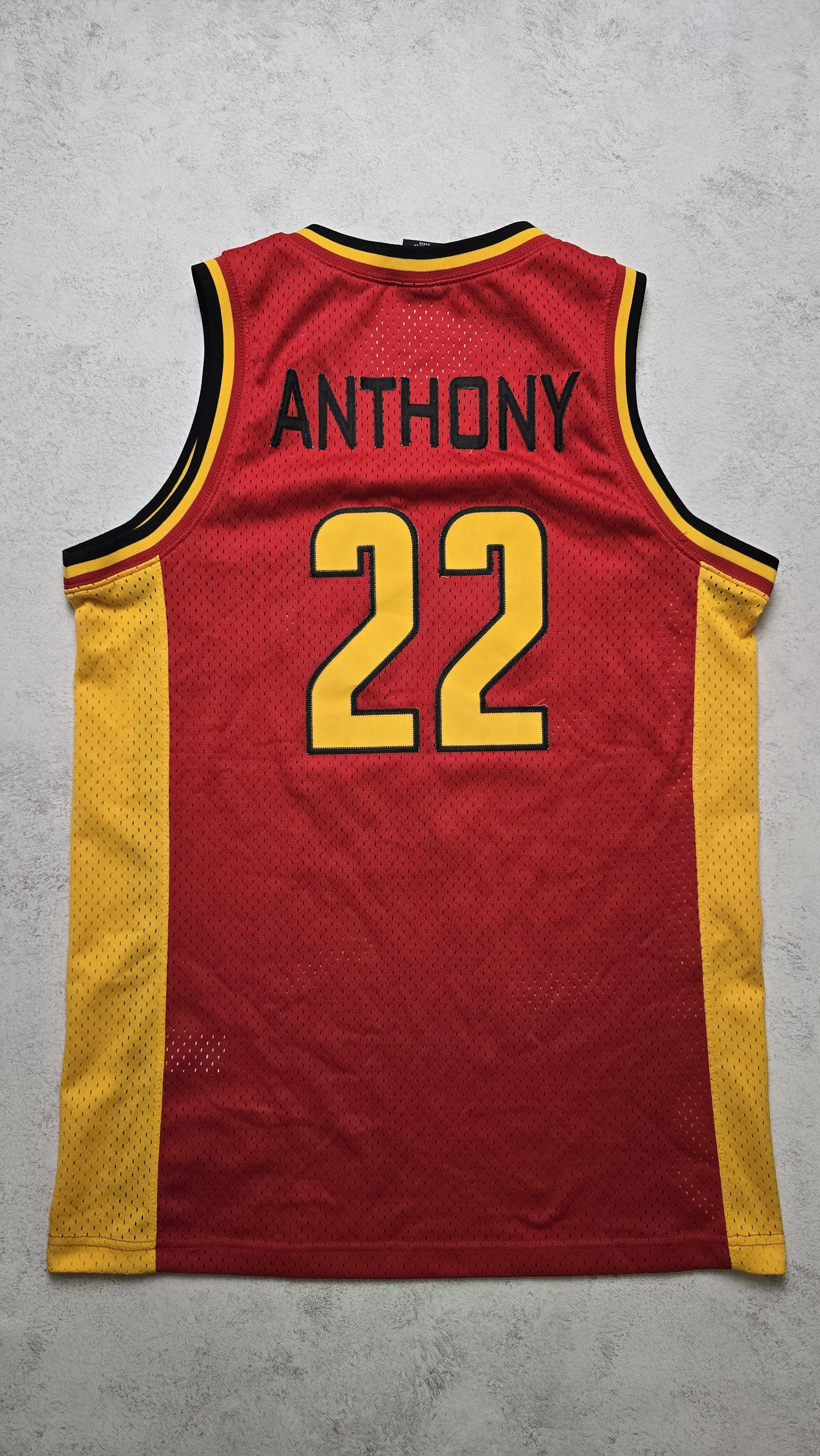 Jordan Brand VTG Carmelo Anthony #22 Size US S / EU 44-46 / 1 - 2 Thumbnail