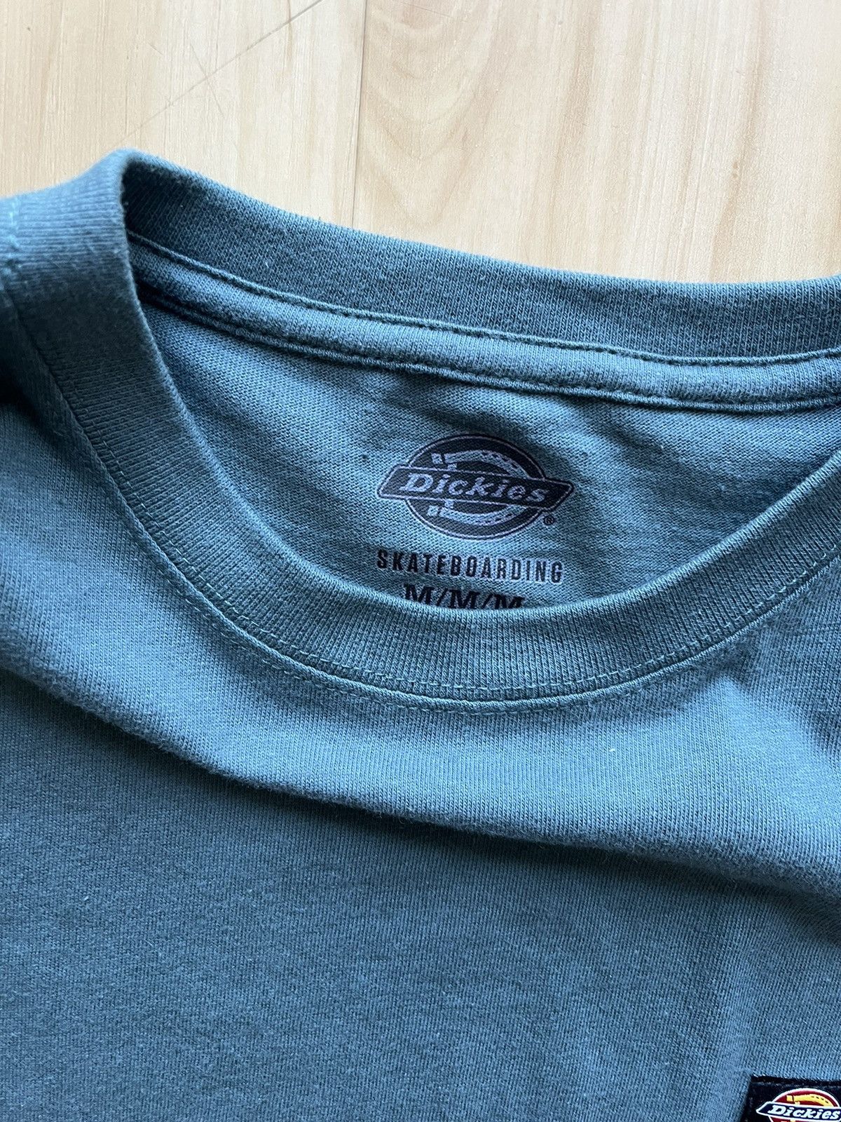 Dickies Dickies Skateboarding Mini Patch T Shirt Size US M / EU 48-50 / 2 - 3 Thumbnail