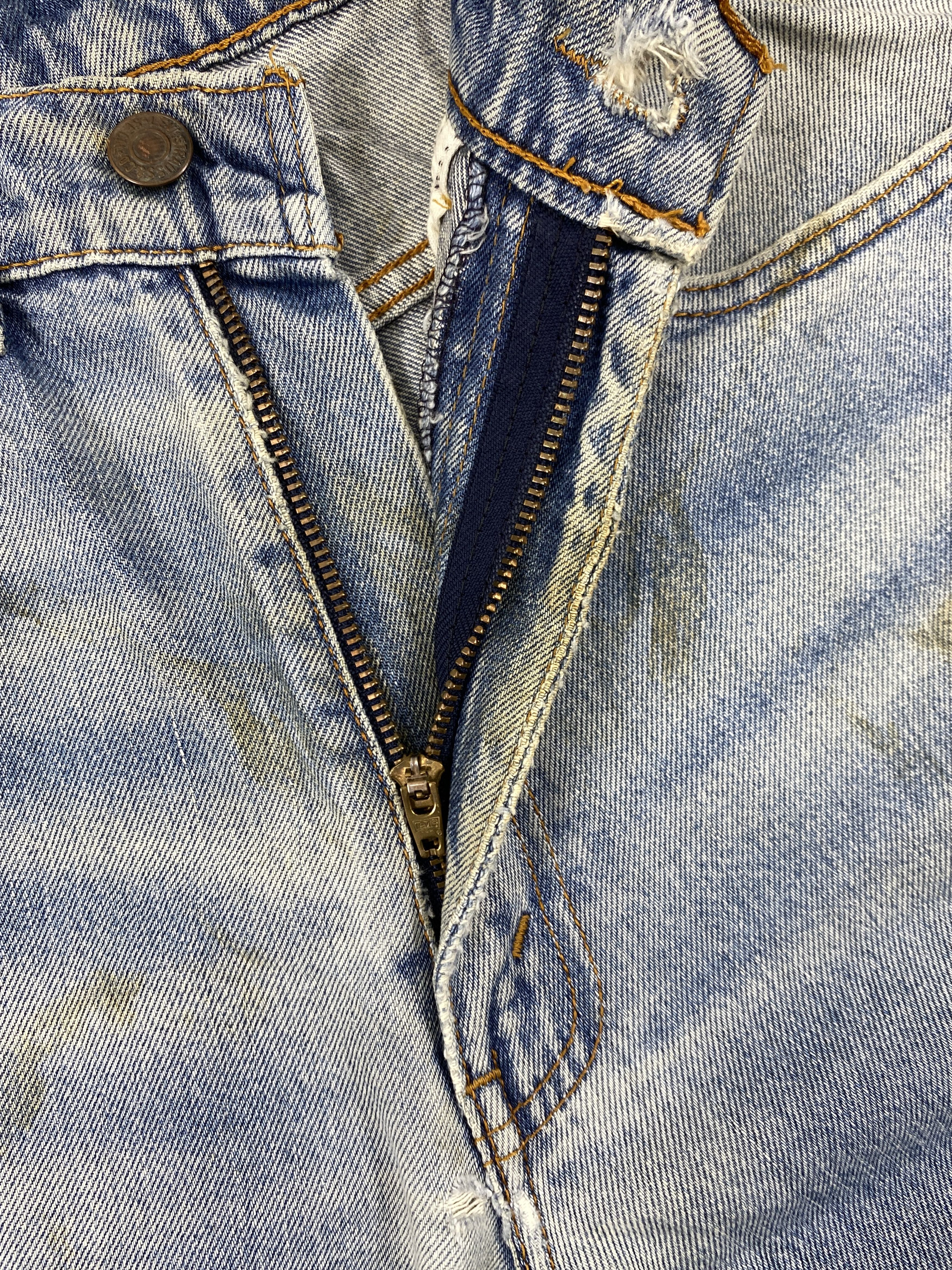 Levi's Distressed Blue Vintage Levi's 525 30x32.5 Denim -JN2021 Size US 30 / EU 46 - 6 Thumbnail