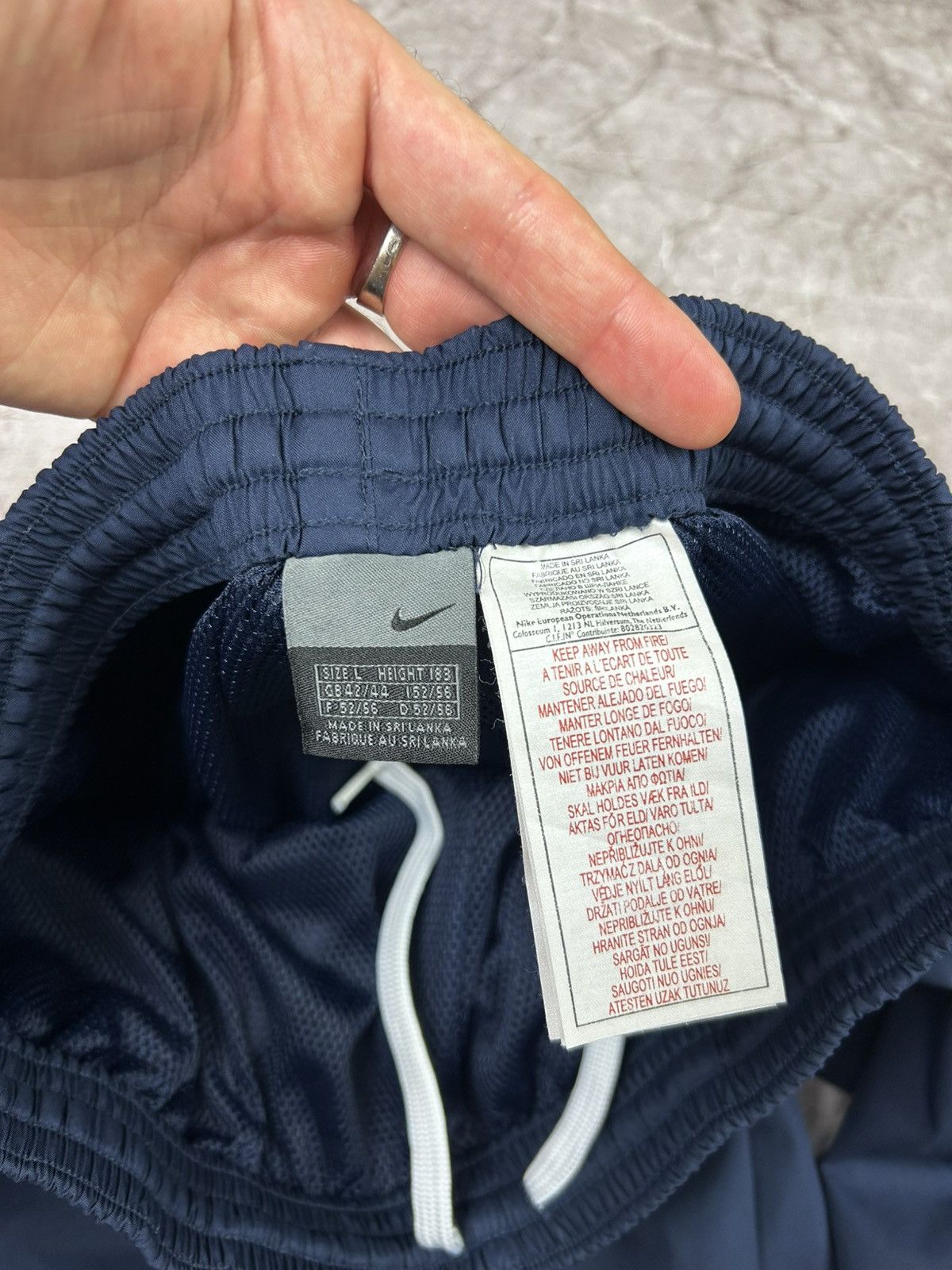 Nike × Vintage Nike Vintage Track Pants Nylon Gorpcore Drill Parachute Size US 32 / EU 48 - 5 Thumbnail