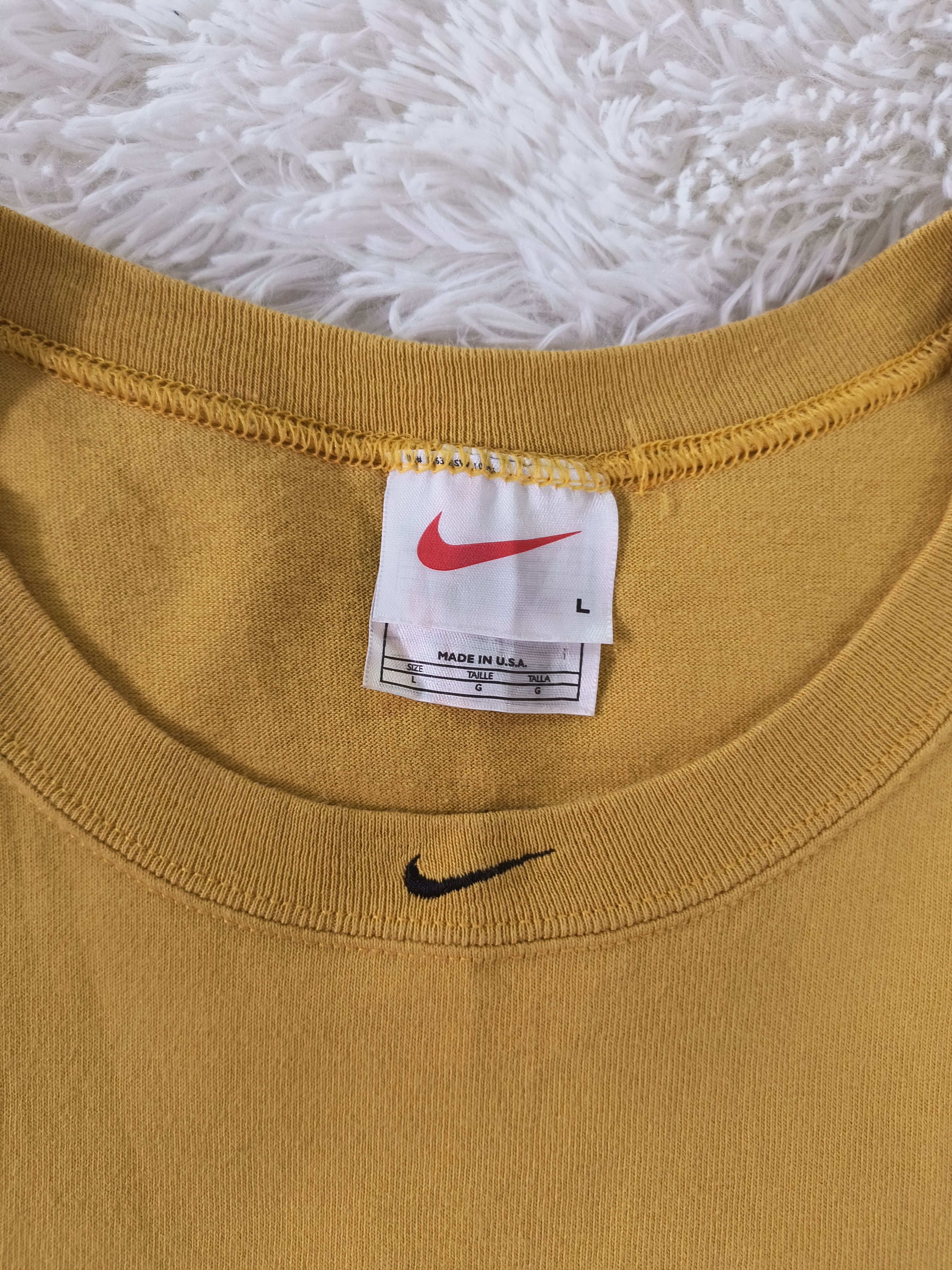 Nike DS Vintage nike center swoosh basketball 90s tank top Size US L / EU 52-54 / 3 - 3 Thumbnail