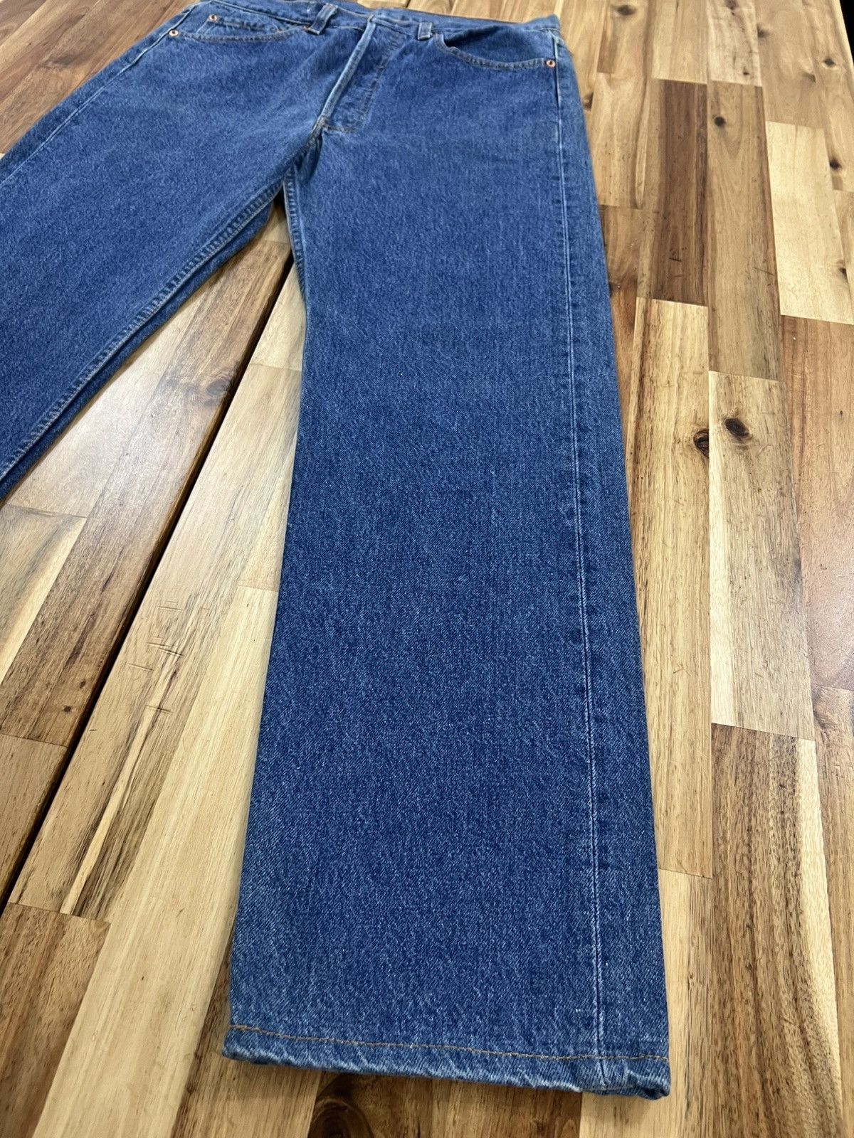 Levi's Vintage 90’s Levis 501 Small e Non Selvedge Denim Jeans Size US 32 / EU 48 - 1 Thumbnail