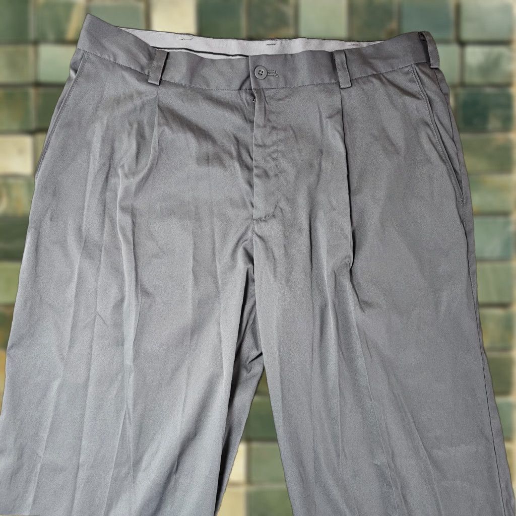 Nike Nike Golf Tour Performance DriFit Pants Mens 34x30 Grey Straight Pleated Cuffed Size US 34 / EU 50 - 1 Thumbnail