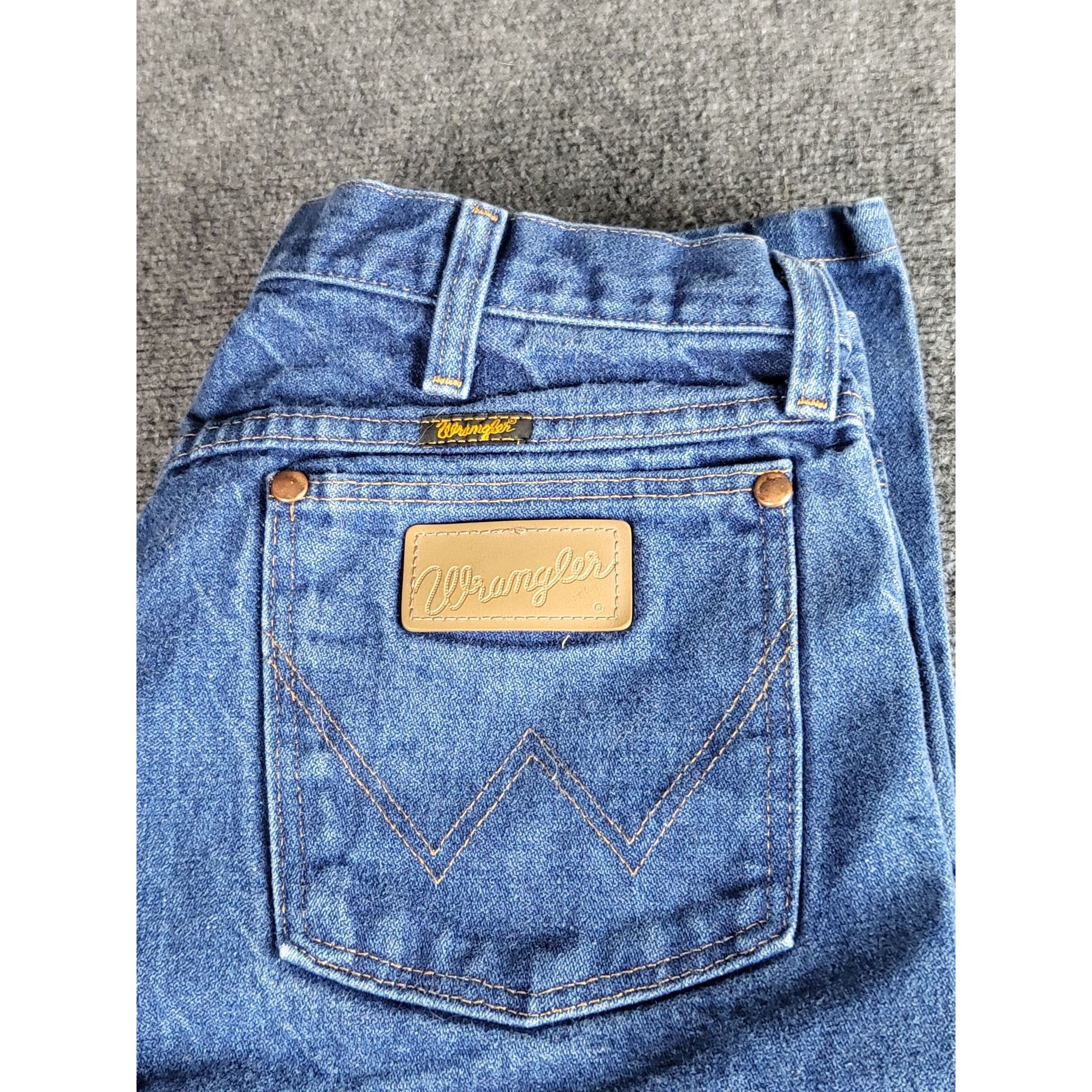 Wrangler Wrangler Jeans Men Sz 36X34 13MMZ Blue Denim Straight Leg Co Size US 40 / EU 56 - 1 Thumbnail