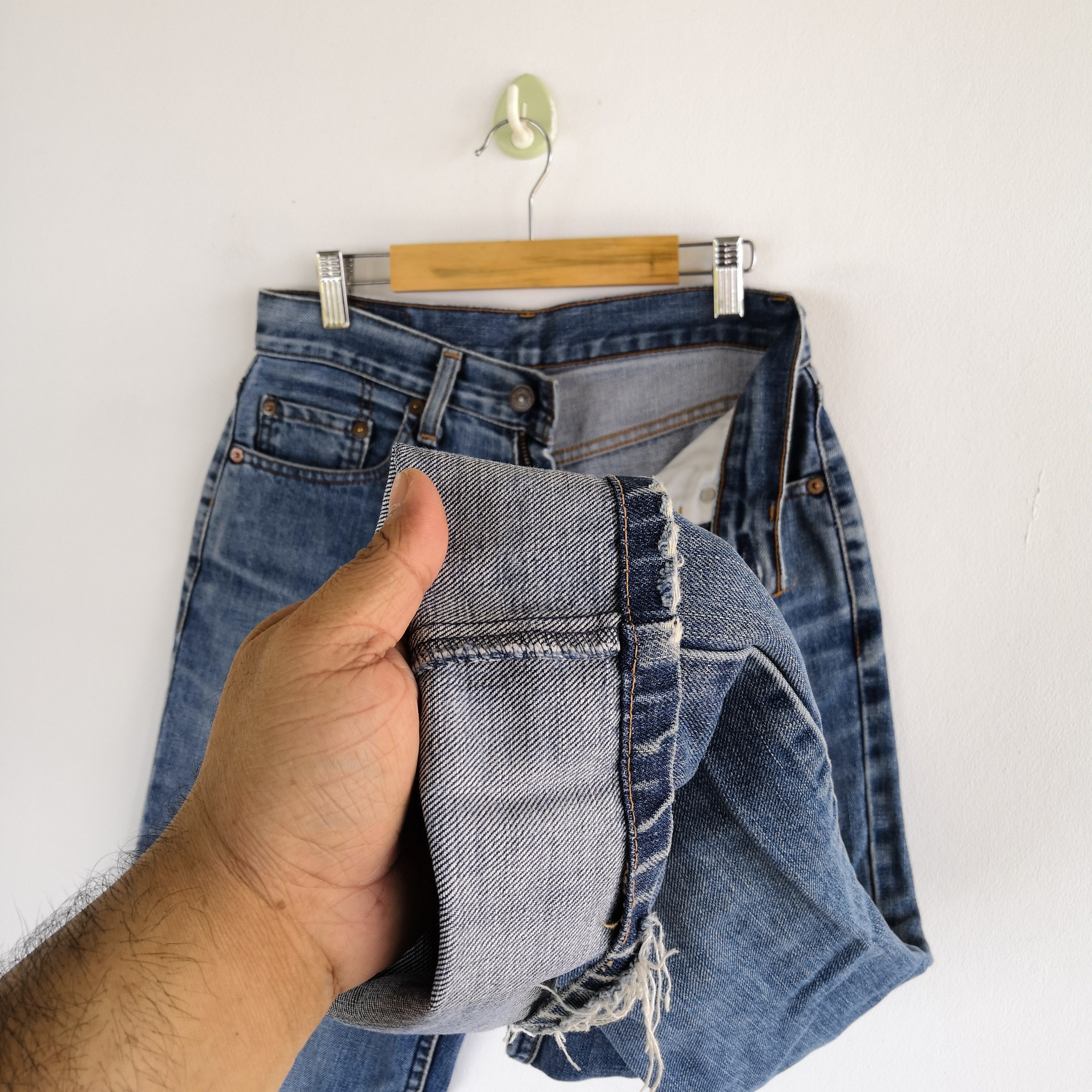 Levi's Vintage Levis Light Wash Jeans Rusty Levi's 560 Denim Pants Size 26" / US 2 / IT 38 - 7 Thumbnail