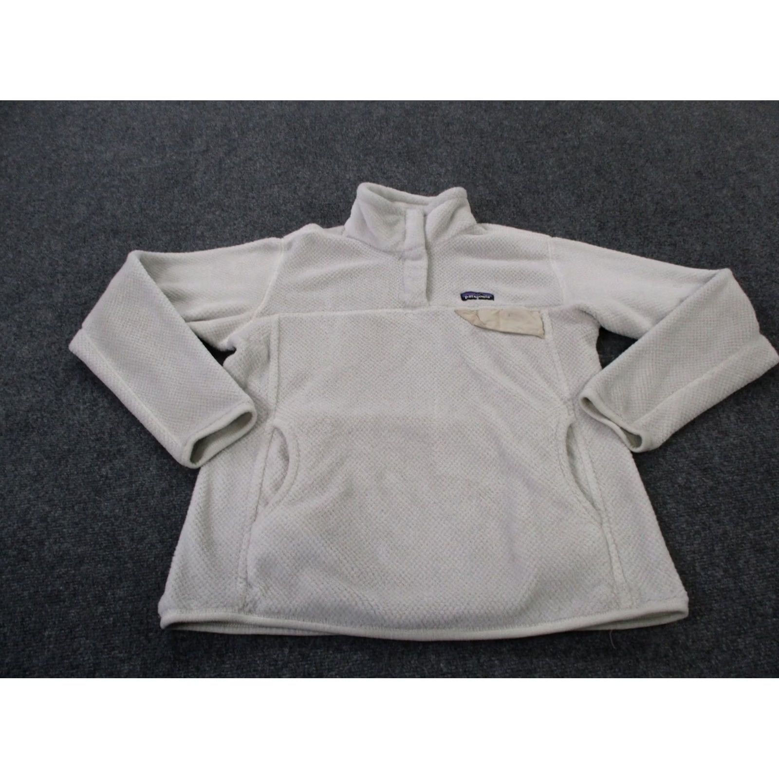 Patagonia Patagonia Jacket Womens M White Snap Fleece Solid Outdoor Casual 25442 Mens Womens Size M / US 6-8 / IT 42-44 - 2 Thumbnail